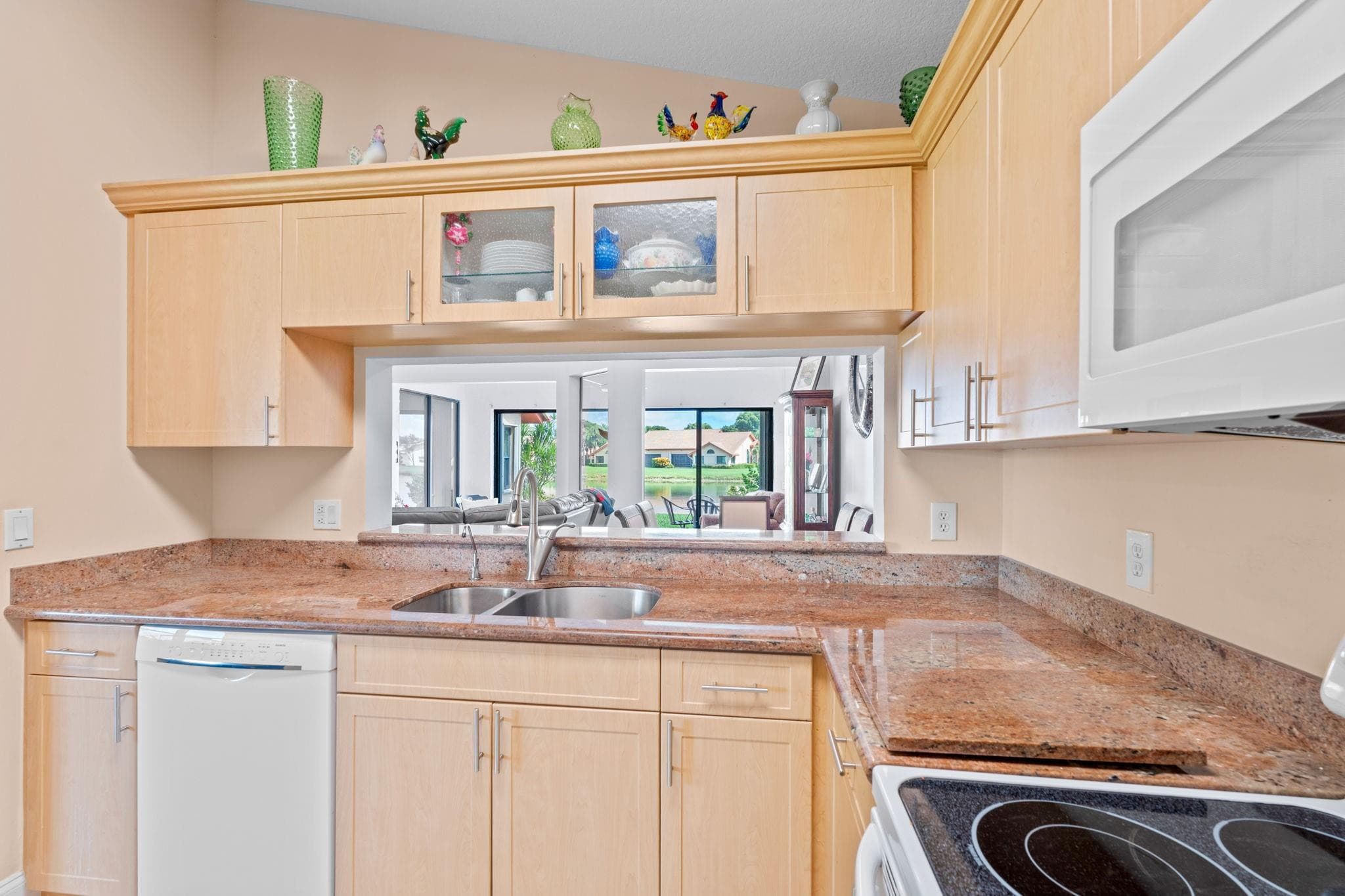 8486 Heather Place, Boynton Beach, FL 33472 — photo 12 of 77