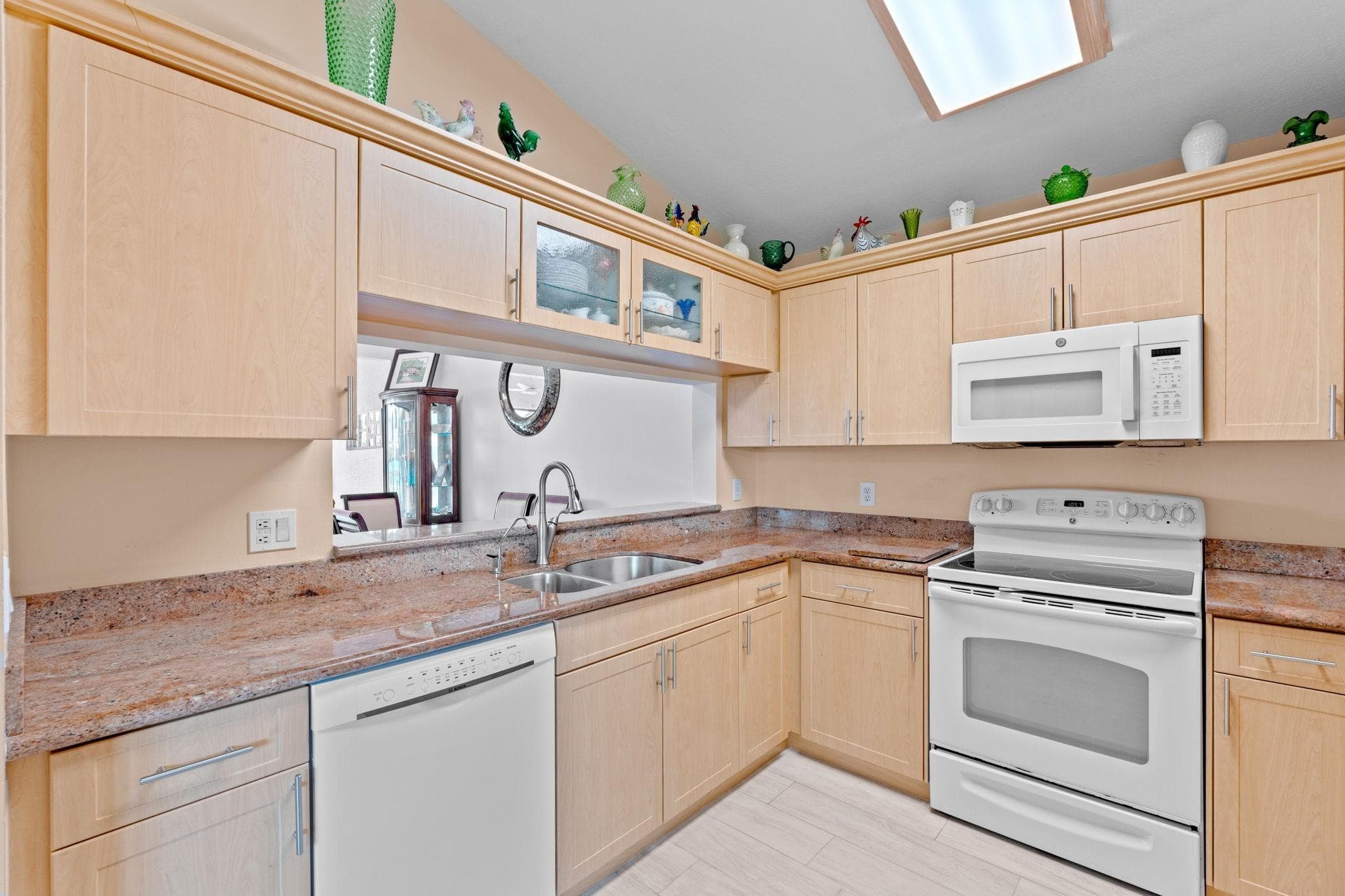 8486 Heather Place, Boynton Beach, FL 33472 — photo 13 of 77