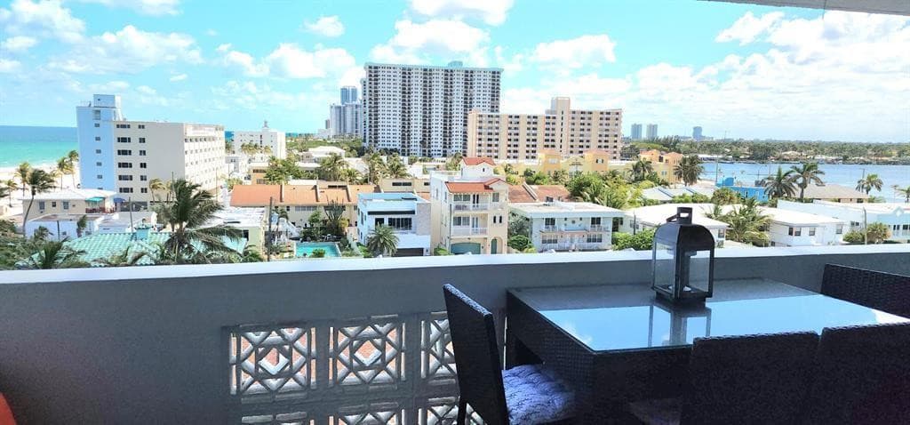 320 S Surf Road 704, Hollywood, FL 33019 — photo 3 of 20