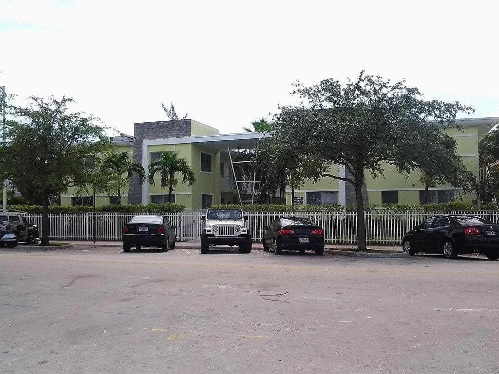 1200 Marseille Drive, Miami Beach, FL 33141 — photo 4 of 13