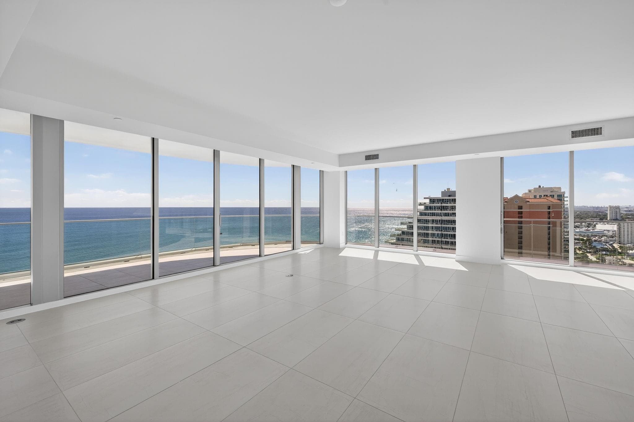 153 N Seabreeze Boulevard 2202-S, Fort Lauderdale, FL 33304 — photo 6 of 59