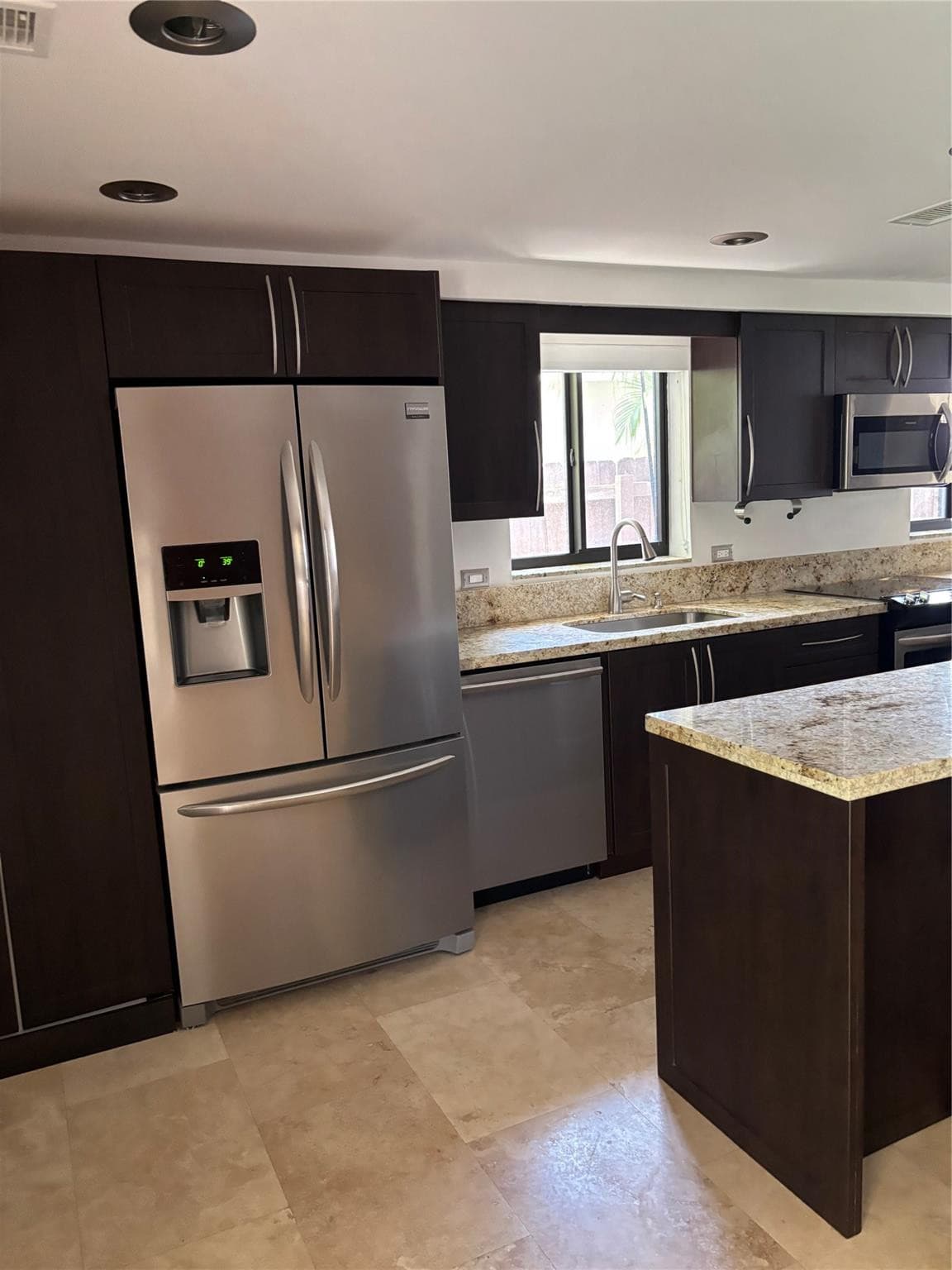 1126 Lincoln Street, Hollywood, FL 33019 — photo 9 of 30