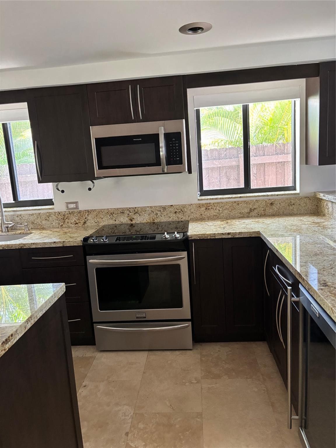 1126 Lincoln Street, Hollywood, FL 33019 — photo 10 of 30