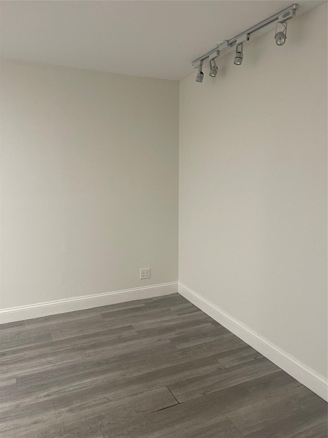 201 SE 19th Street, Fort Lauderdale, FL 33316 — photo 11 of 24