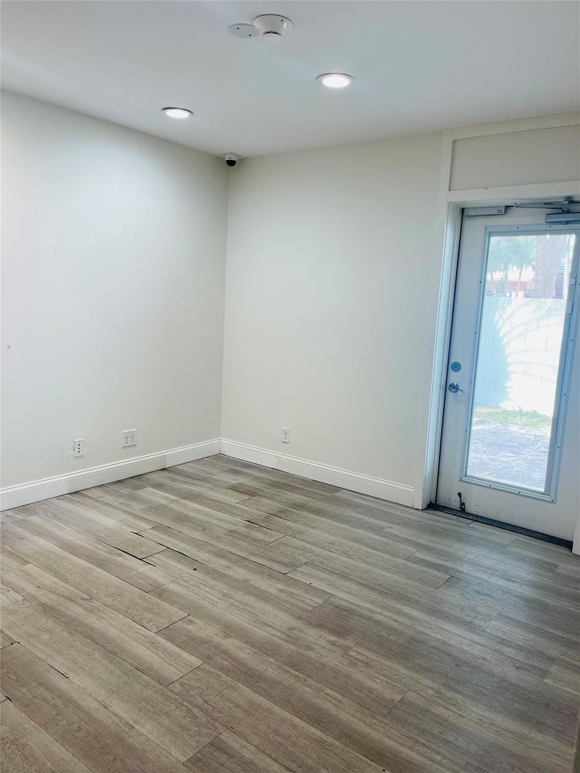 201 SE 19th Street, Fort Lauderdale, FL 33316 — photo 14 of 24