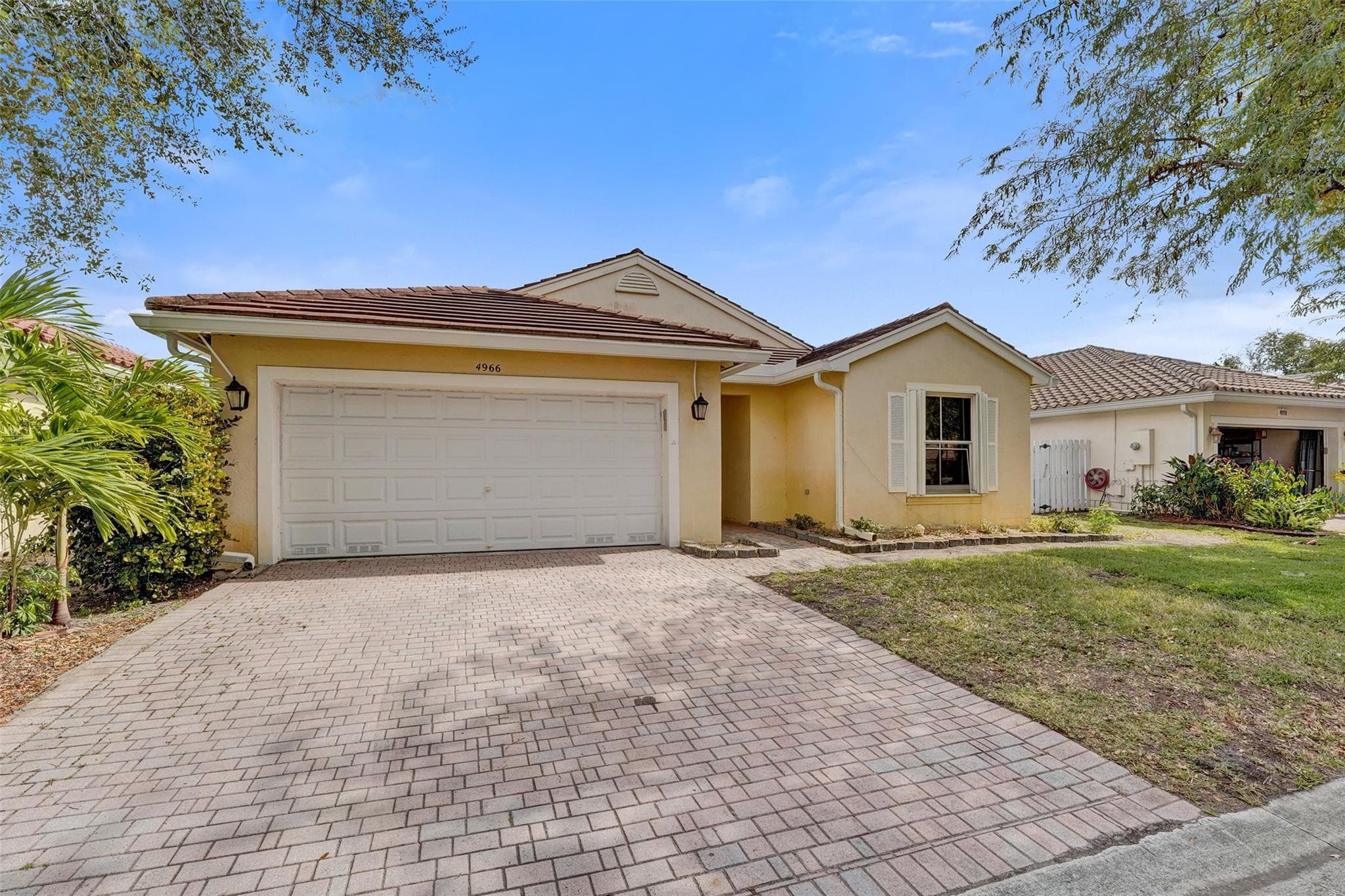 4966 SW 33rd Terrace, Hollywood, FL 33312 — photo 3 of 66