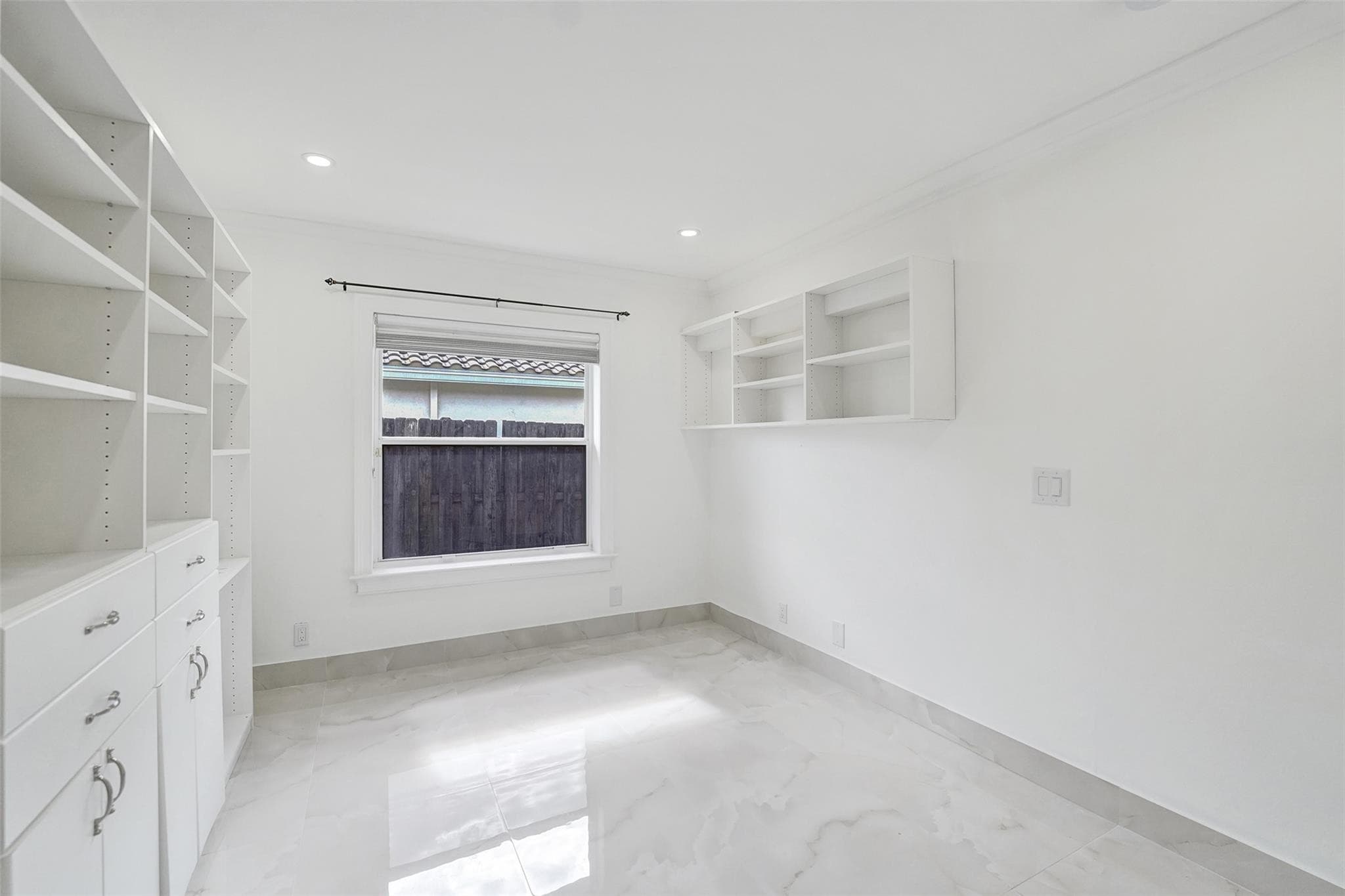 4966 SW 33rd Terrace, Hollywood, FL 33312 — photo 12 of 66