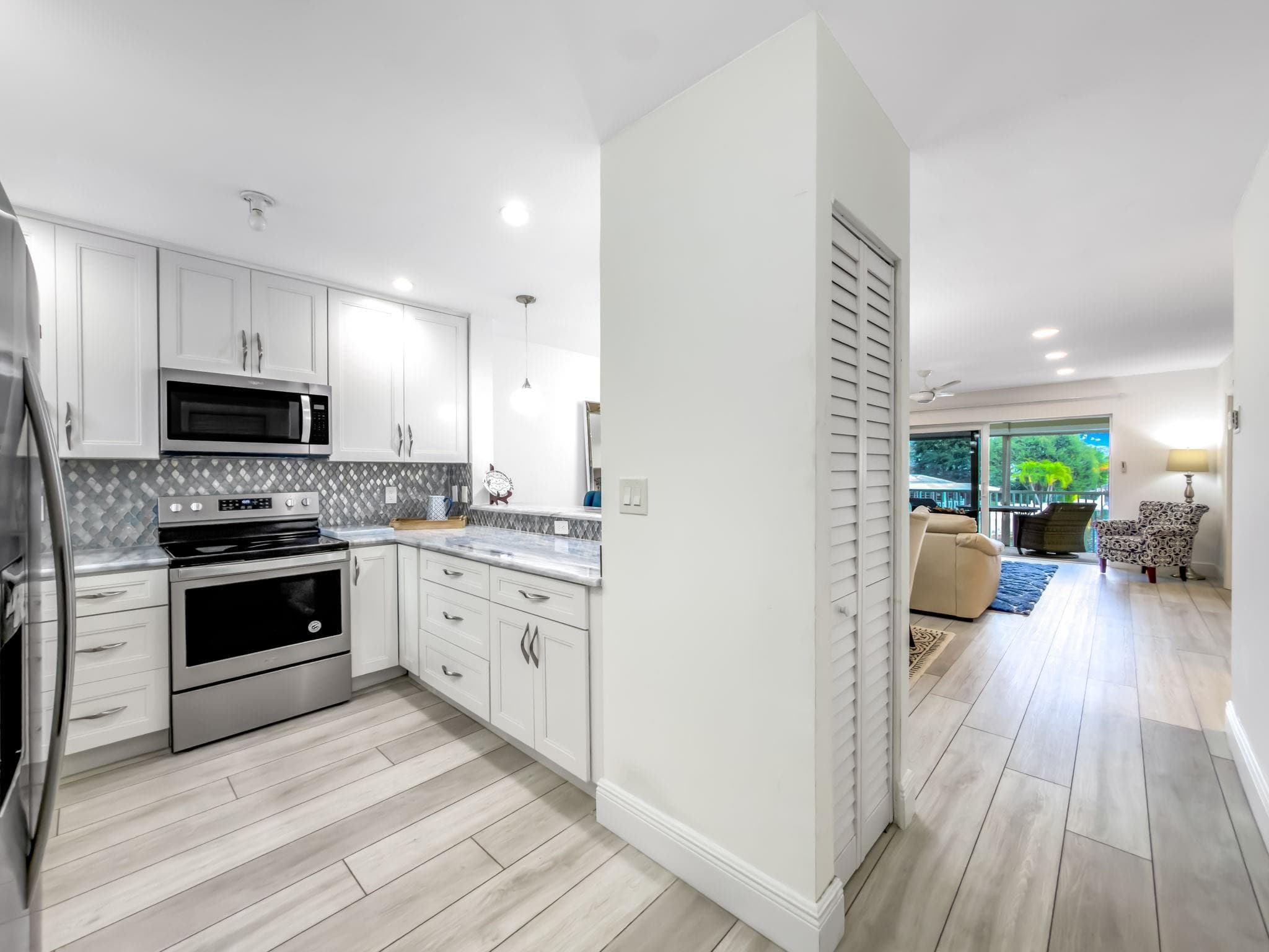 2301 NE 36th Street 202, Lighthouse Point, FL 33064 — photo 13 of 45