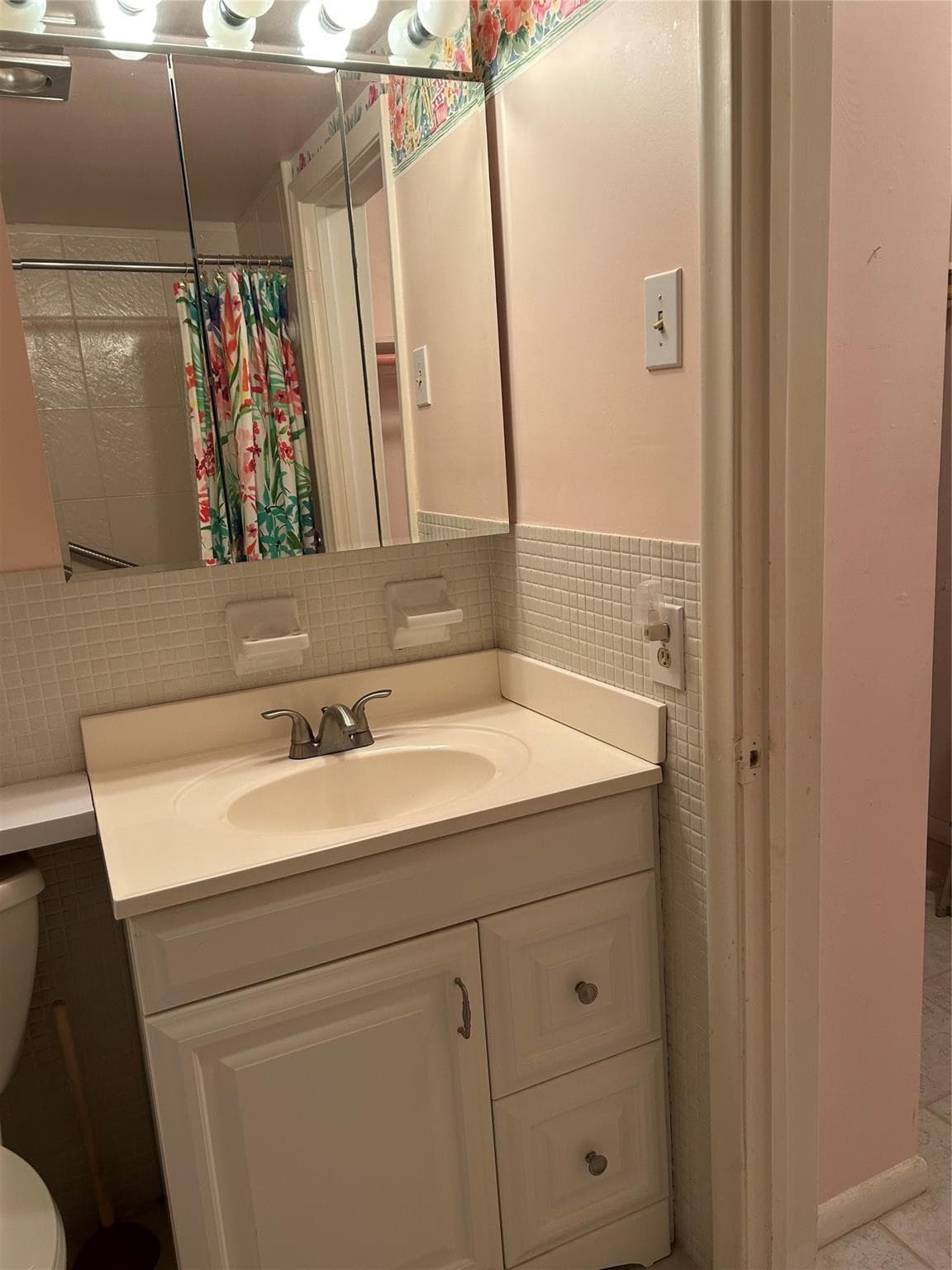 6263 NE 19th Avenue 906, Fort Lauderdale, FL 33308 — photo 11 of 19