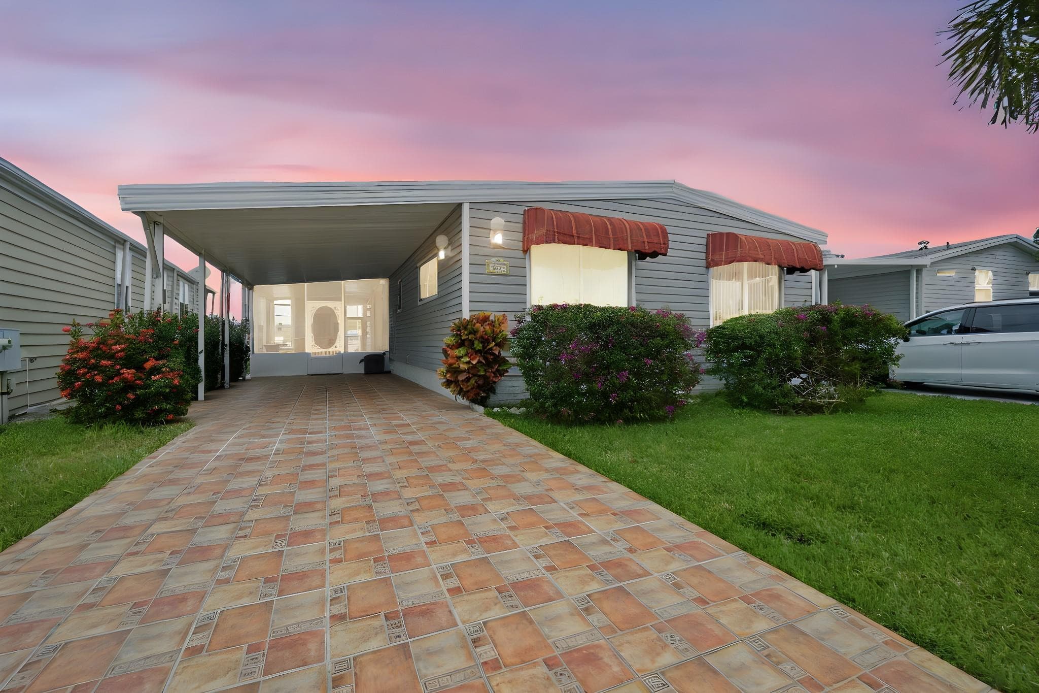 5555 Lakeshore Drive, Fort Lauderdale, FL 33312 — photo 7 of 53