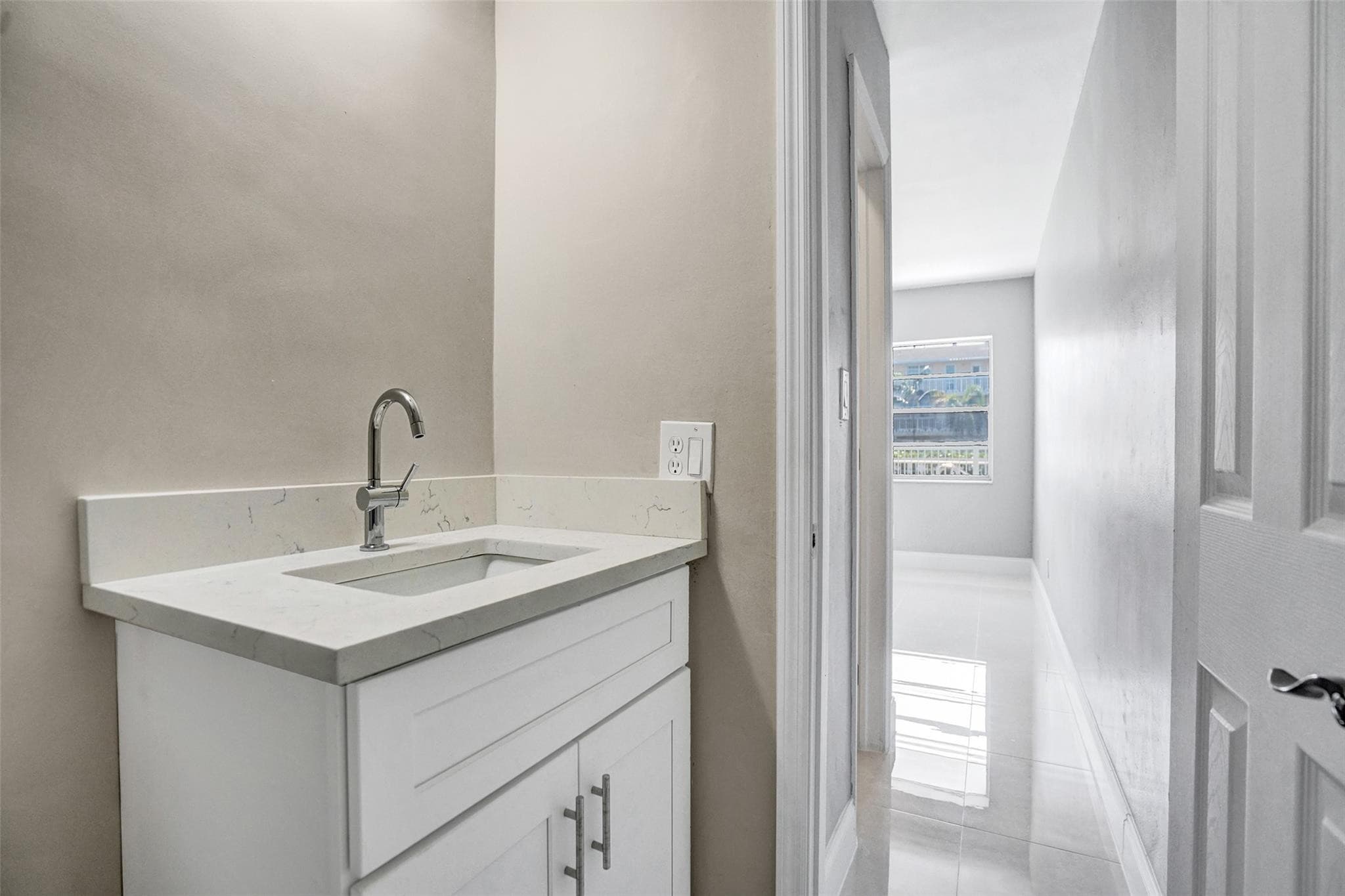 701 Pine Drive 104, Pompano Beach, FL 33060 — photo 15 of 47