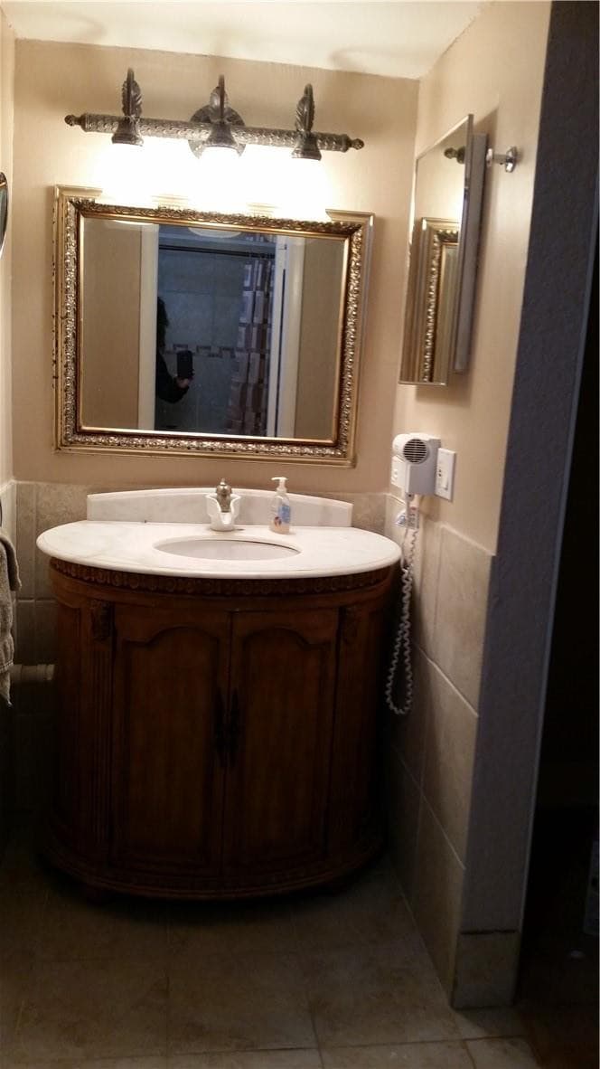 430 Commodore Drive 210, Plantation, FL 33325 — photo 6 of 50