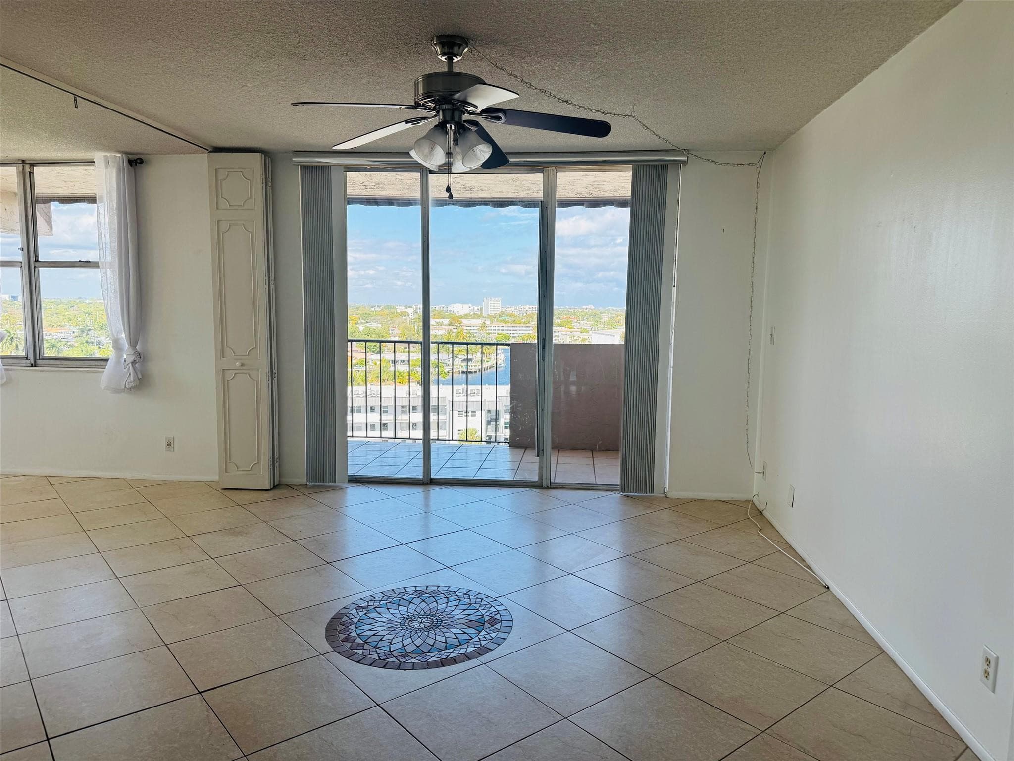 777 S Federal Highway Penthouse 16, Pompano Beach, FL 33062 — photo 4 of 40