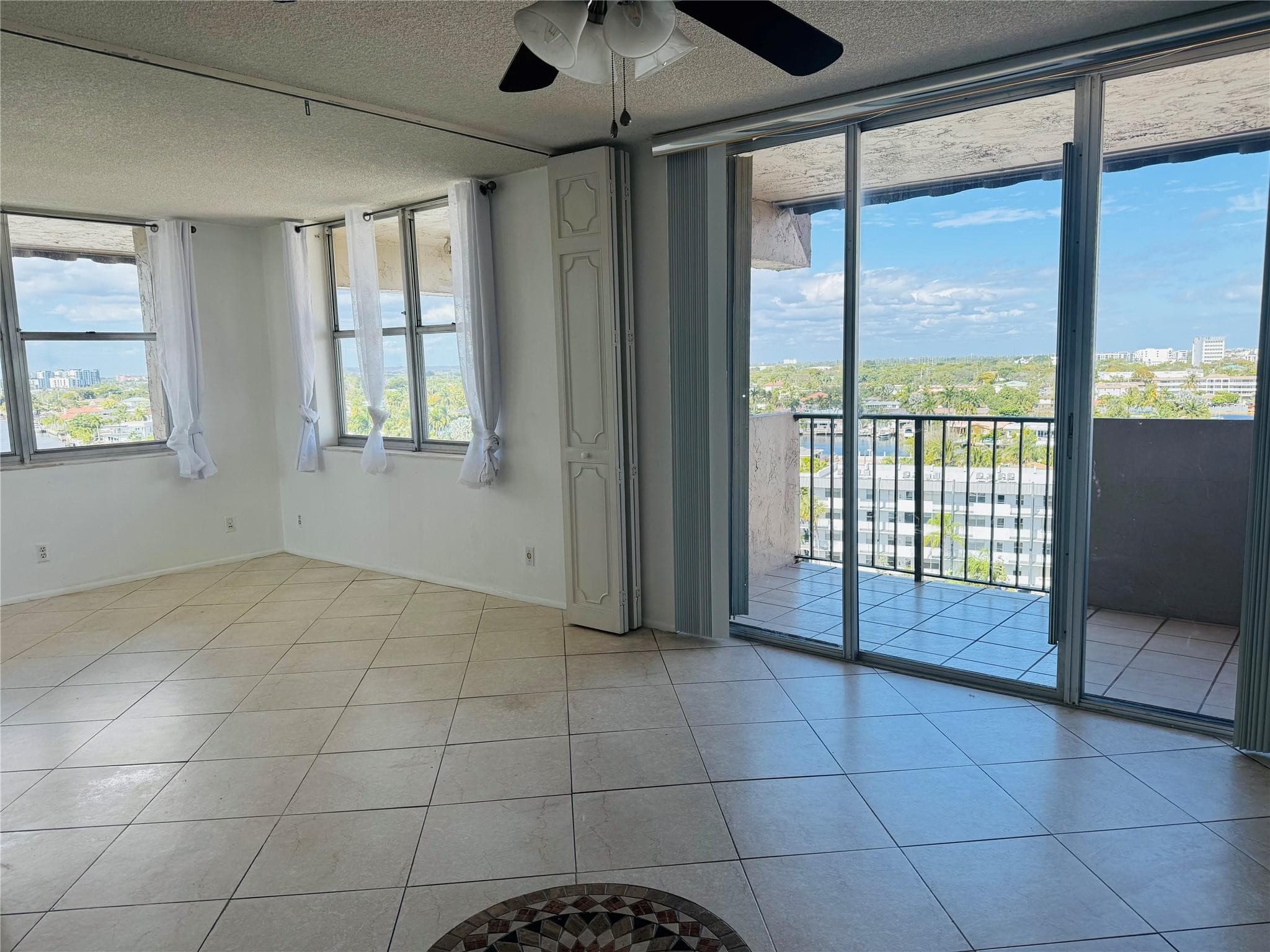 777 S Federal Highway Penthouse 16, Pompano Beach, FL 33062 — photo 5 of 40