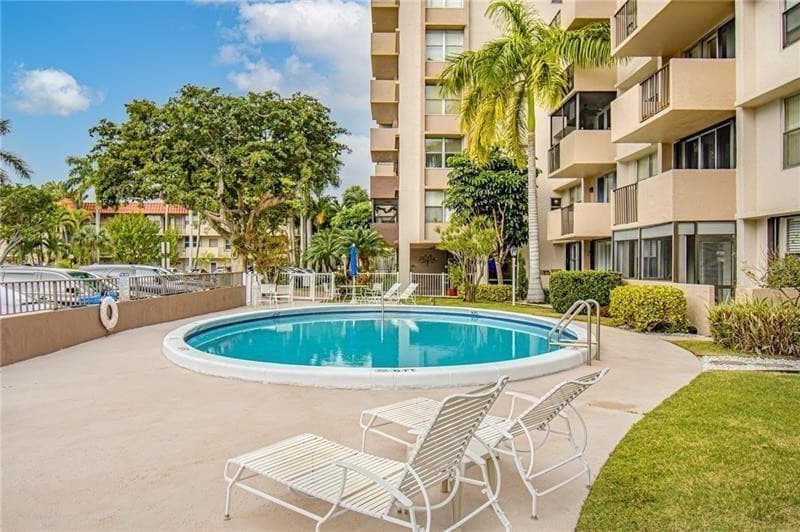 777 S Federal Highway Penthouse 16, Pompano Beach, FL 33062 — photo 11 of 40