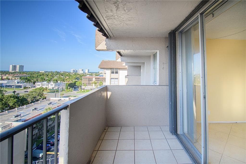 777 S Federal Highway Penthouse 16, Pompano Beach, FL 33062 — photo 17 of 40