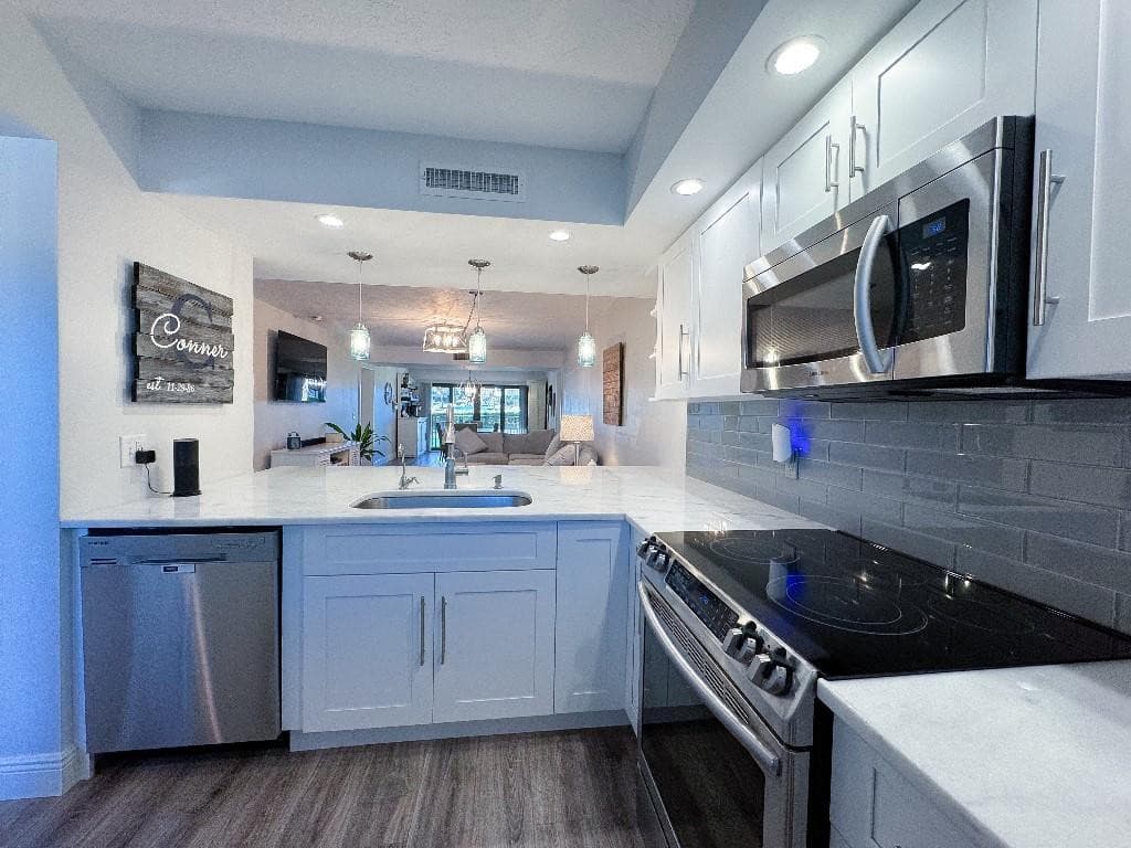901 Seafarer Circle 101, Jupiter, FL 33477 — photo 7 of 28