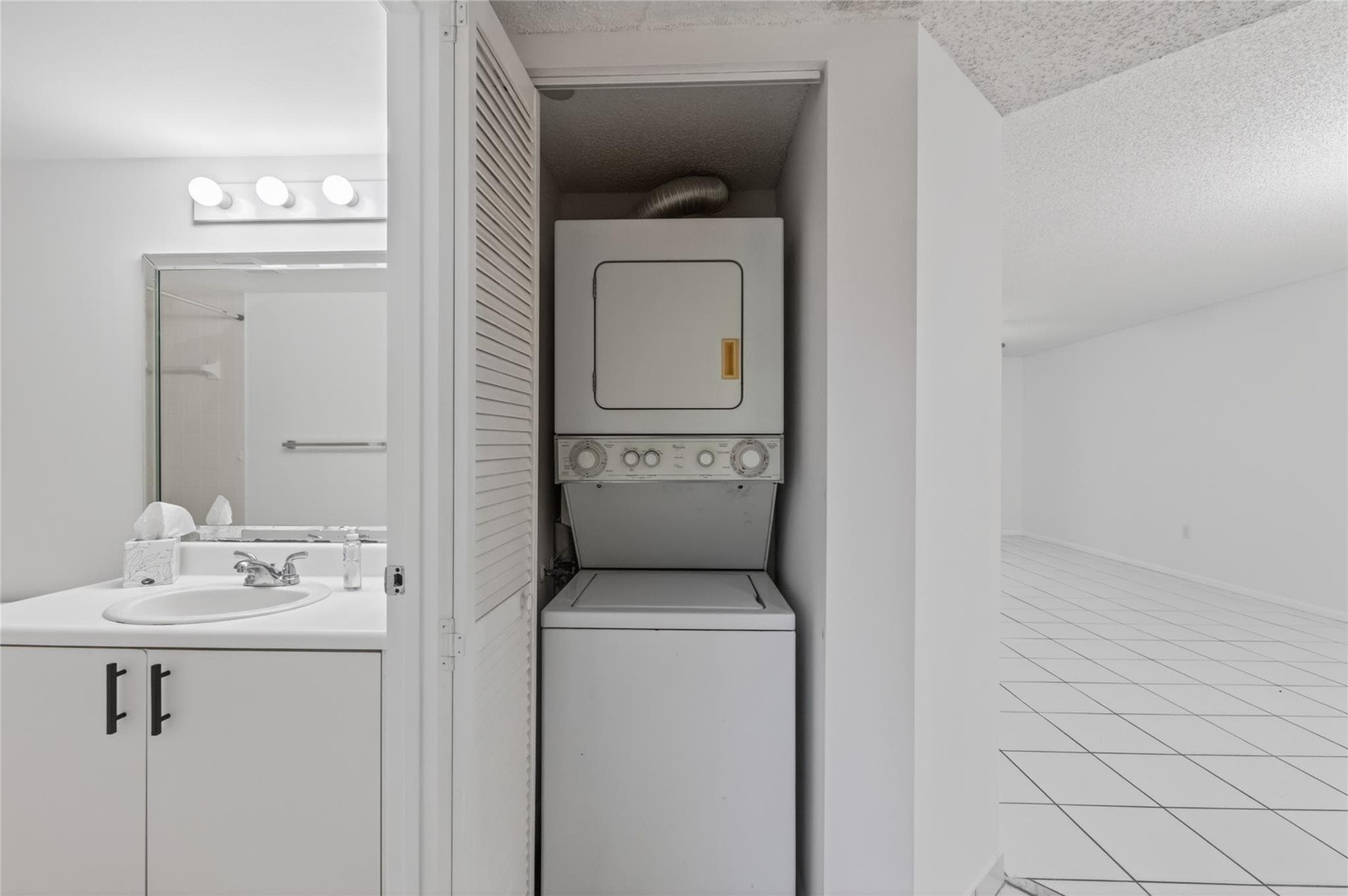 900 SW 142nd Avenue 213l, Pembroke Pines, FL 33027 — photo 12 of 35