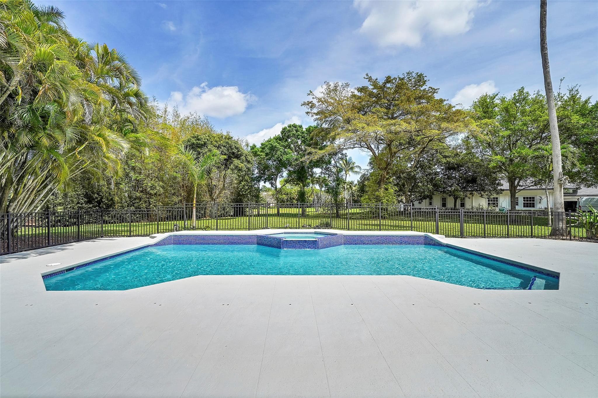 7685 NW 47th Drive, Coral Springs, FL 33067 — photo 32 of 43