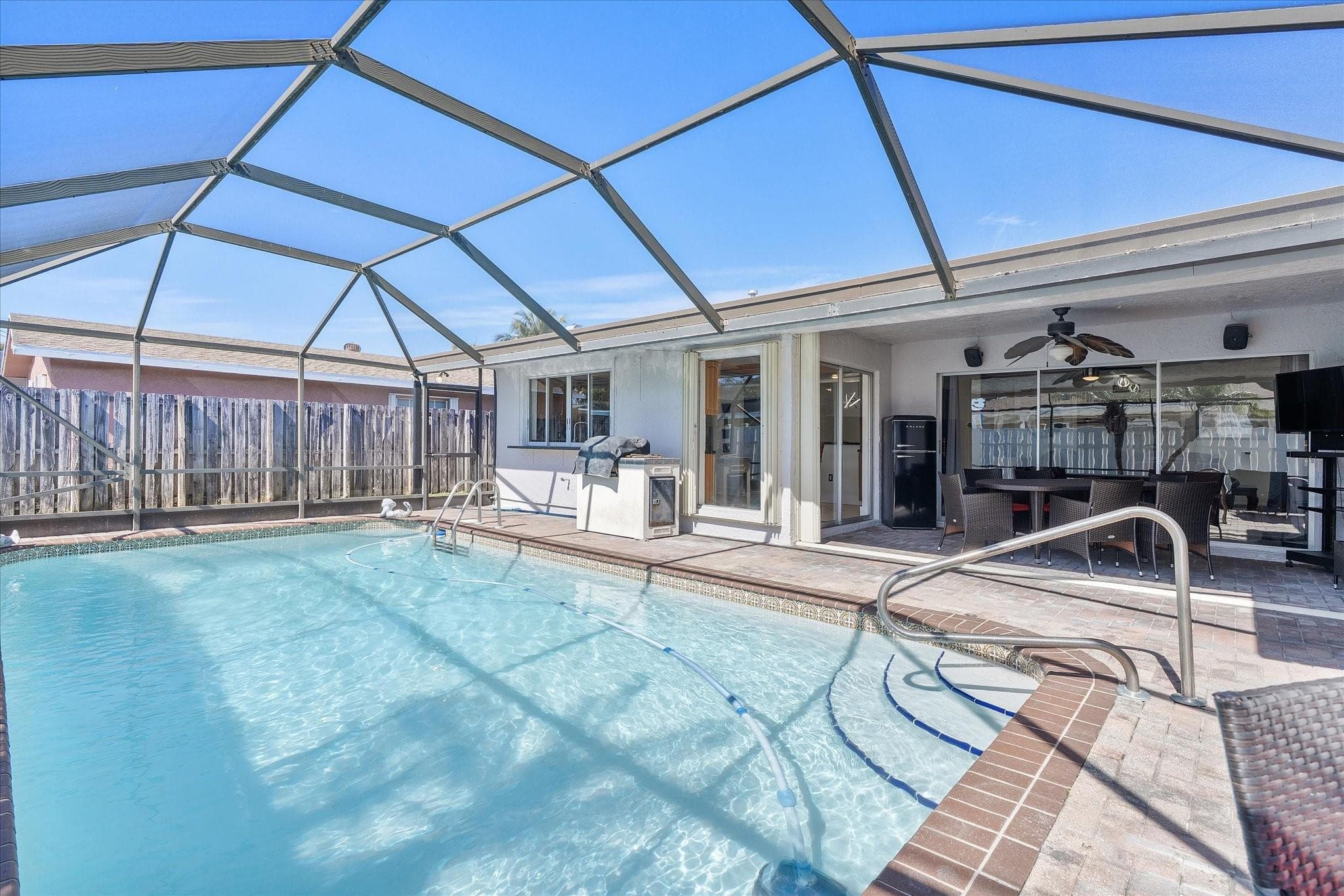 10490 NW 24th Street, Sunrise, FL 33322 — photo 23 of 35