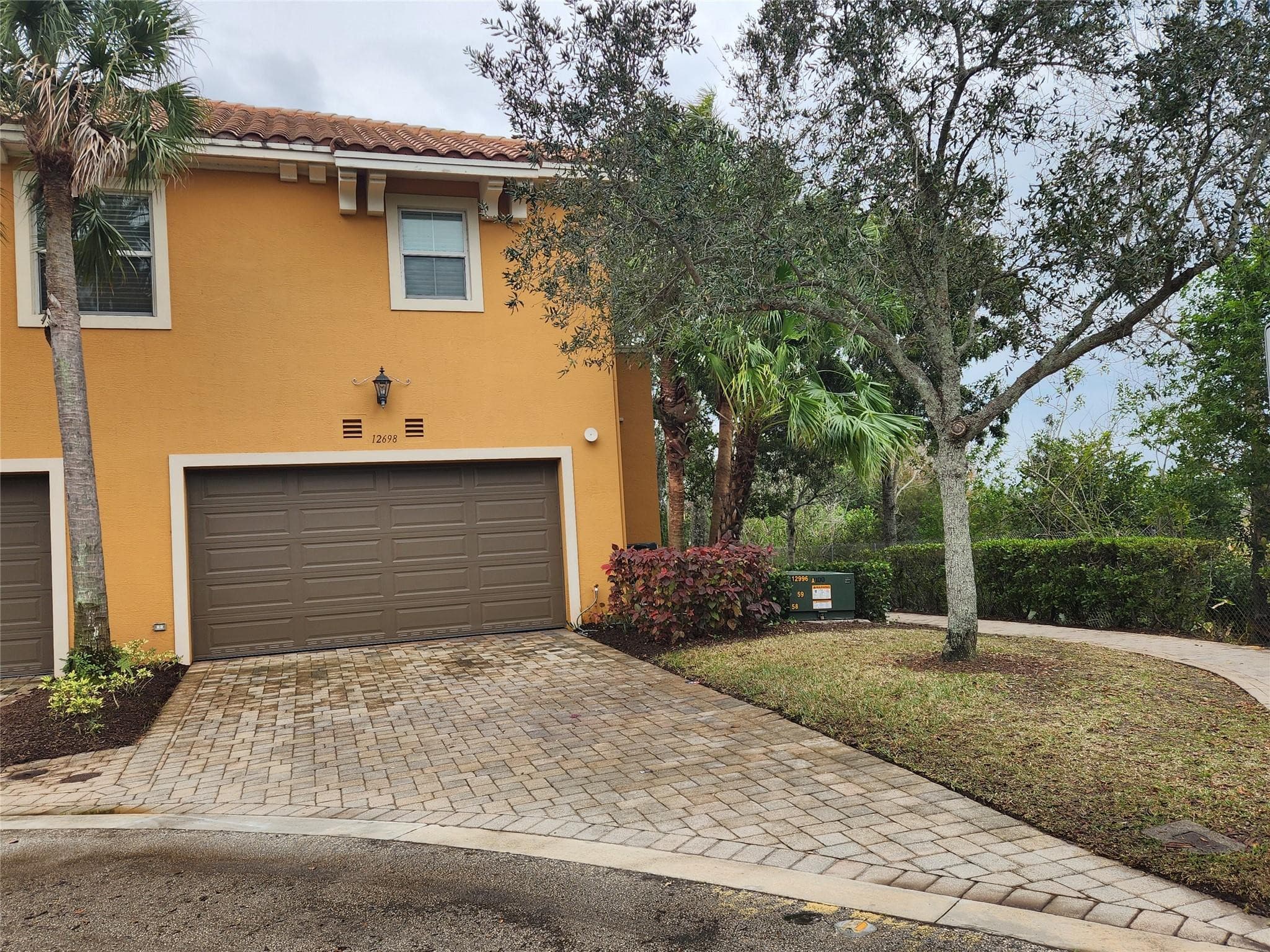 12698 NW 32nd Place, Sunrise, FL 33323 — photo 4 of 26