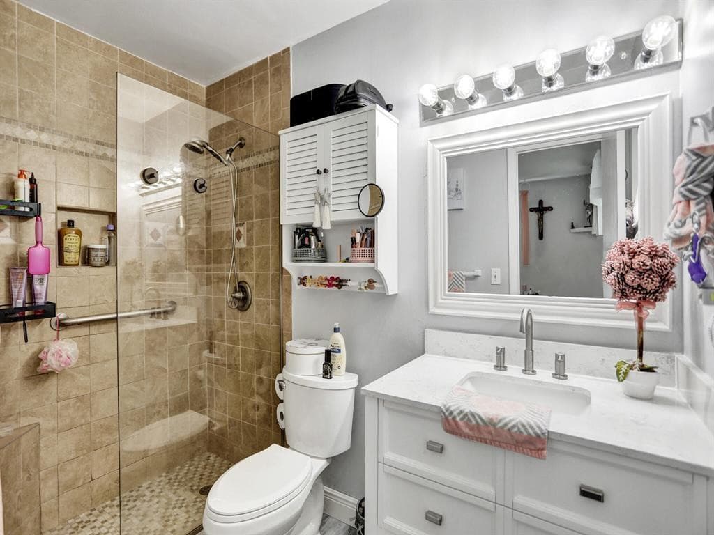 138 Lake Barbara Drive 138, West Palm Beach, FL 33411 — photo 15 of 39