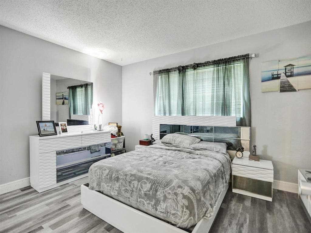 138 Lake Barbara Drive 138, West Palm Beach, FL 33411 — photo 20 of 39