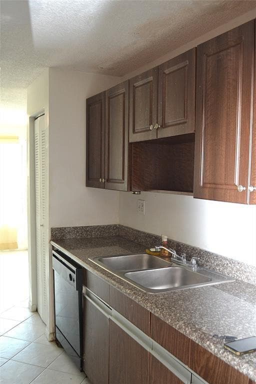 8237 NW 8th Court 4, Plantation, FL 33324 — photo 3 of 26