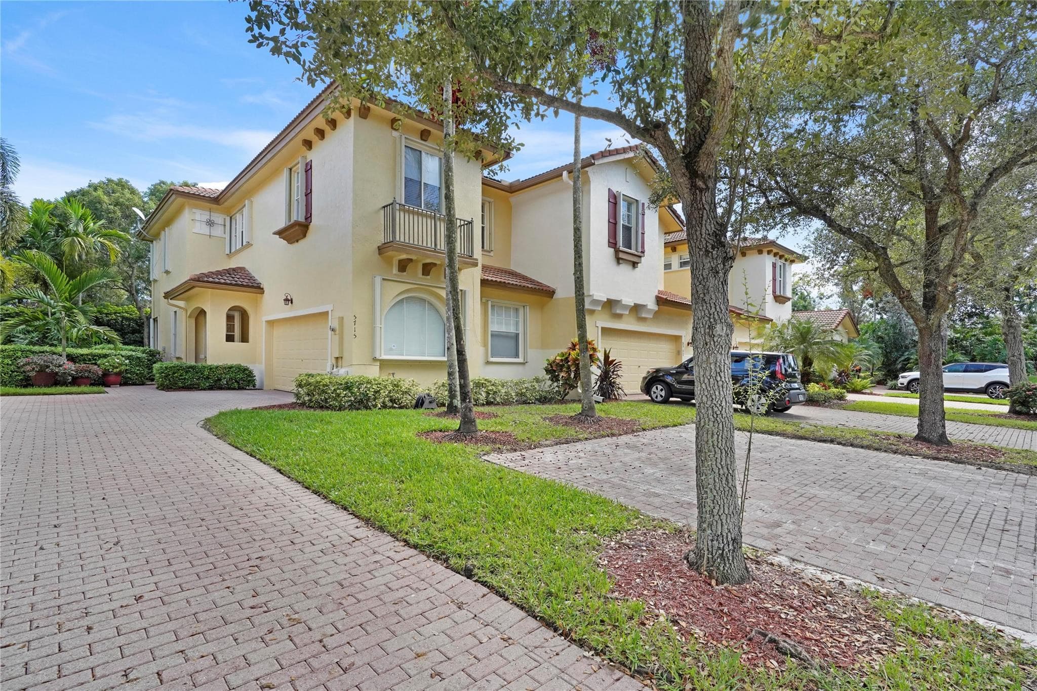 5715 NW 119th Terrace, Parkland, FL 33076 — photo 1 of 37