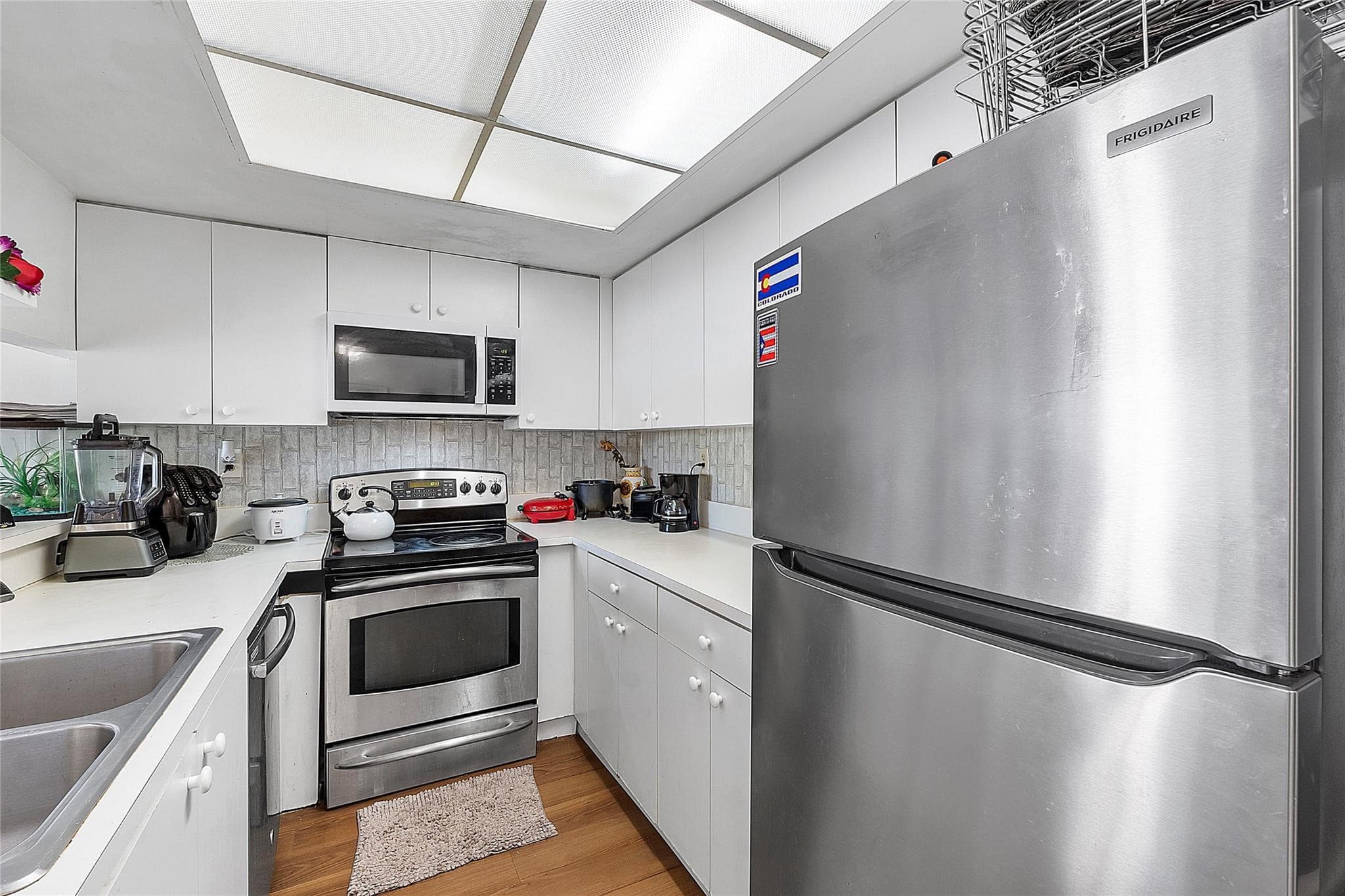 701 NW 19th Street 202, Fort Lauderdale, FL 33311 — photo 7 of 33
