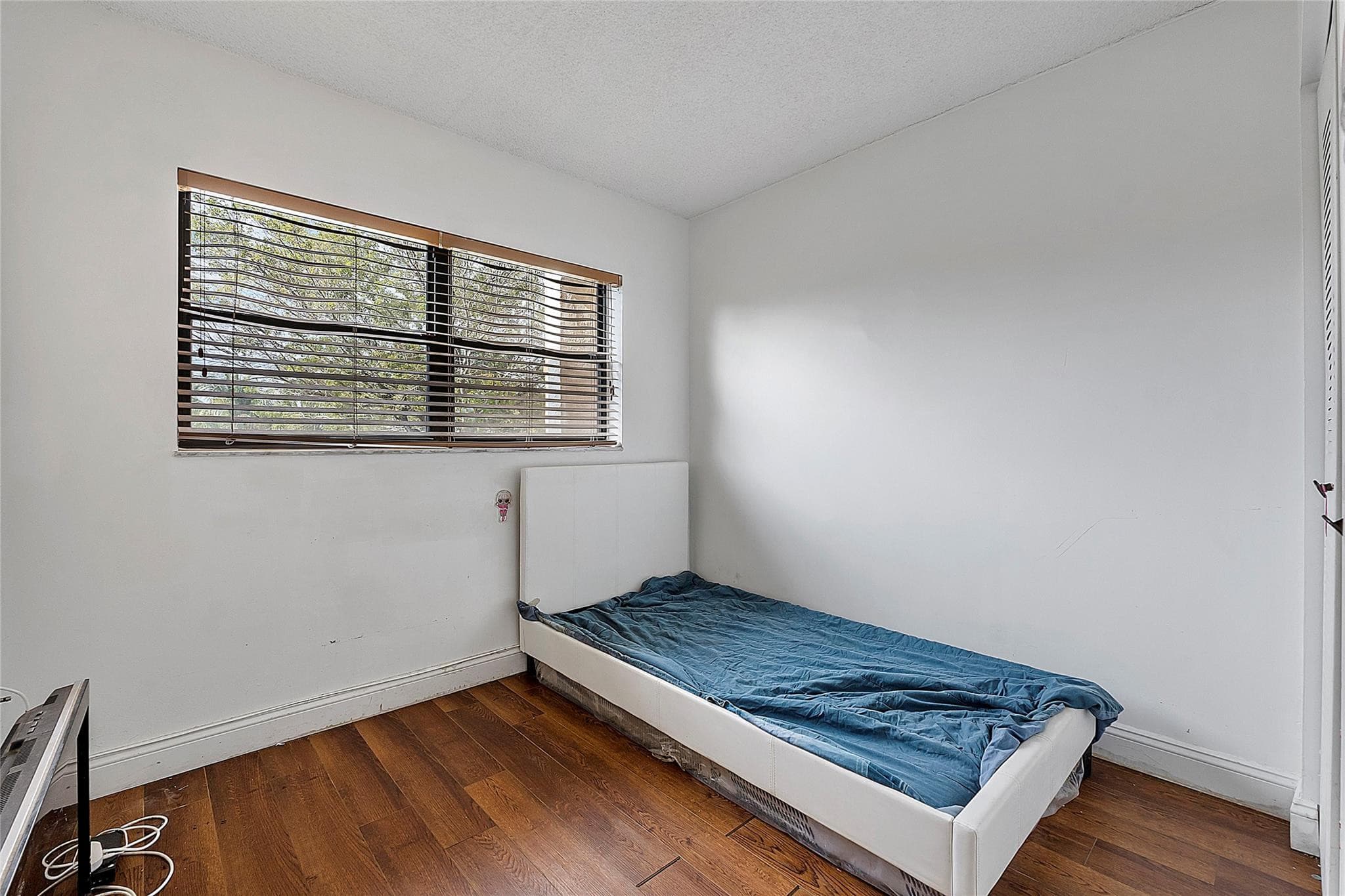 701 NW 19th Street 202, Fort Lauderdale, FL 33311 — photo 11 of 33