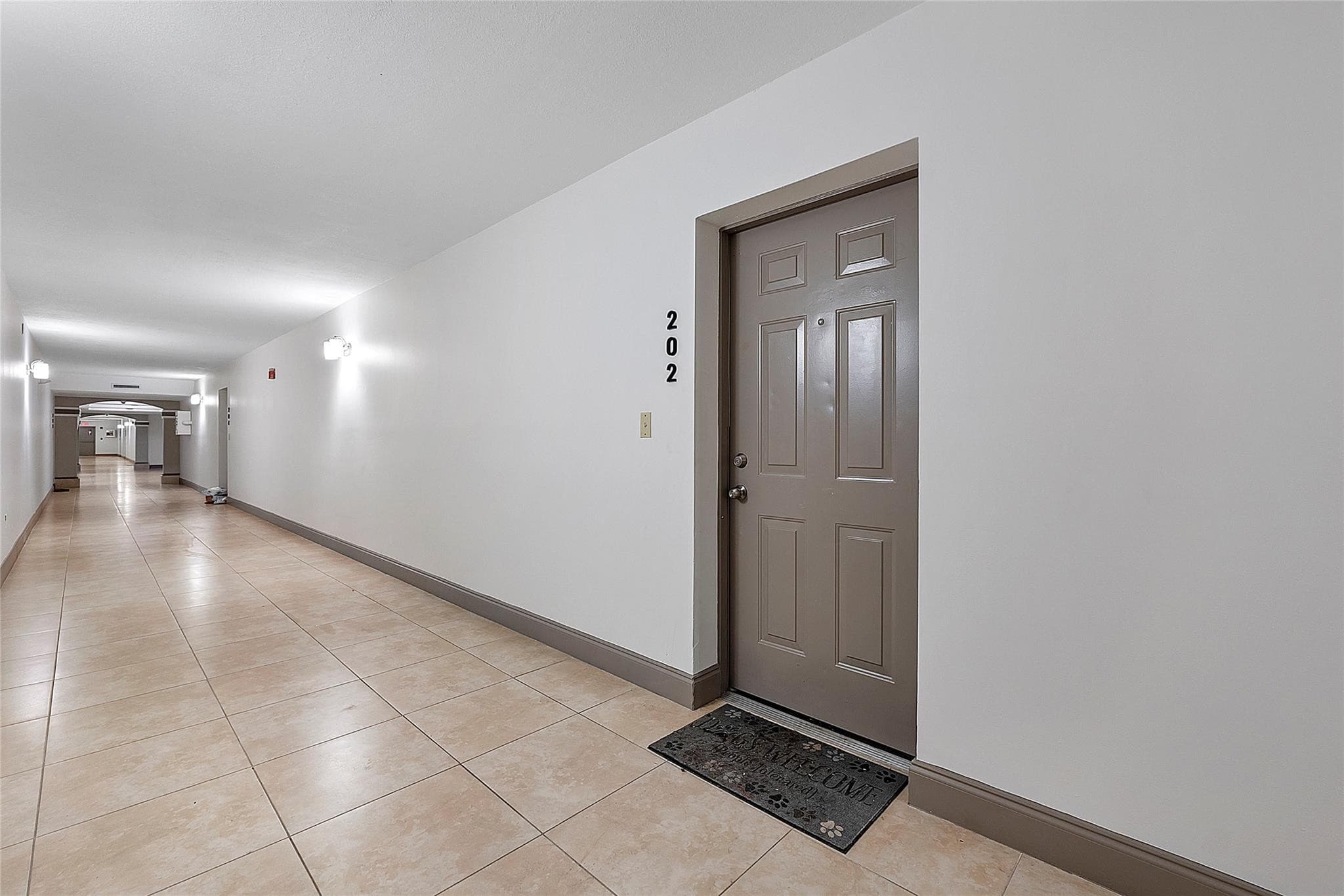 701 NW 19th Street 202, Fort Lauderdale, FL 33311 — photo 14 of 33