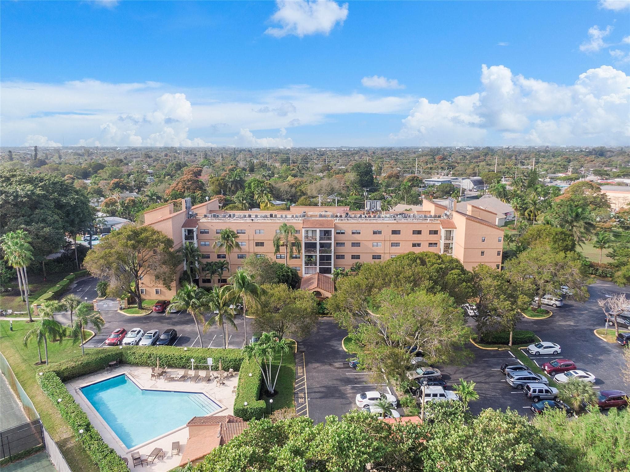 701 NW 19th Street 202, Fort Lauderdale, FL 33311 — photo 20 of 33