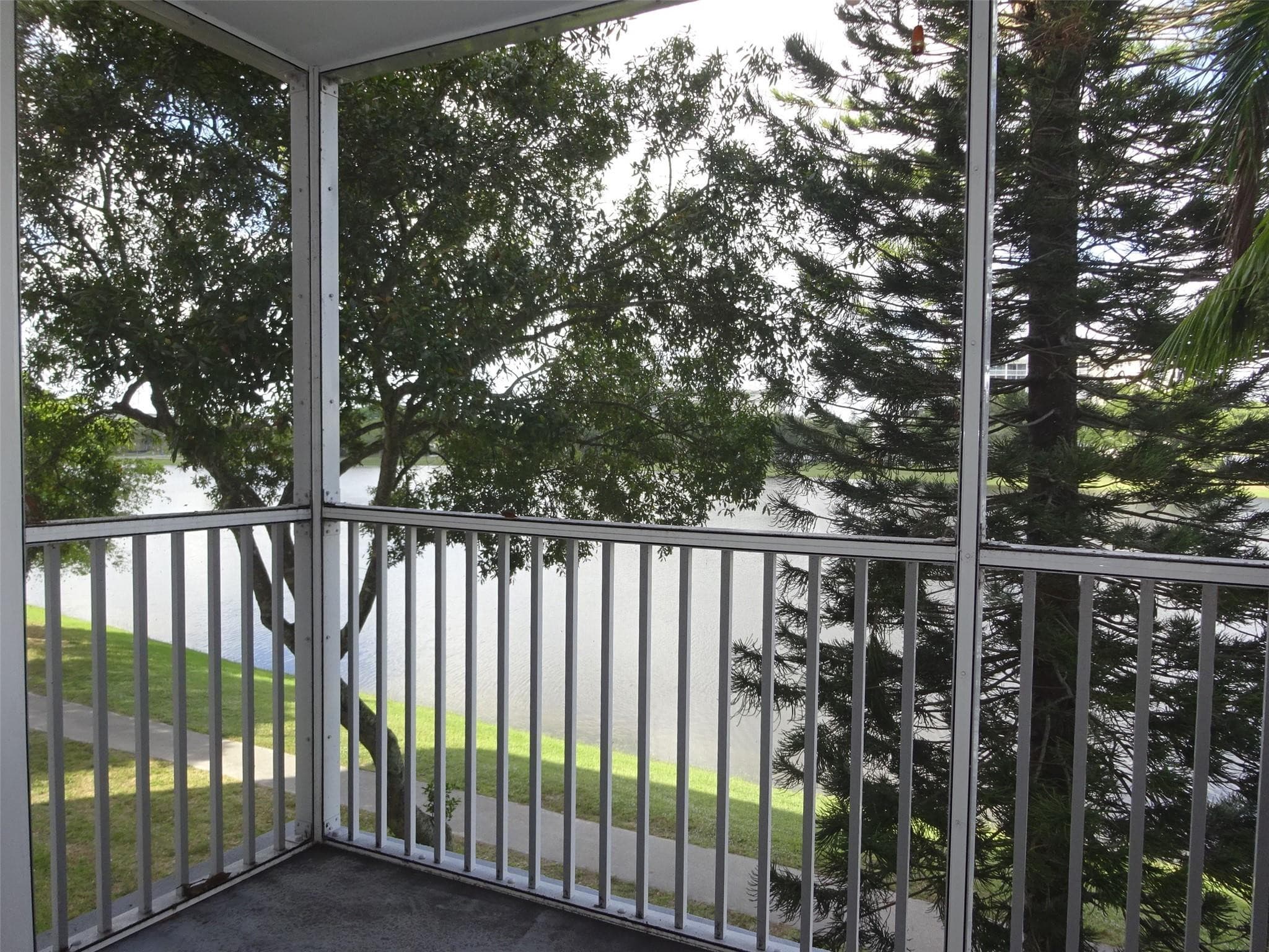 2801 N Palm Aire Drive 308, Pompano Beach, FL 33069 — photo 15 of 43
