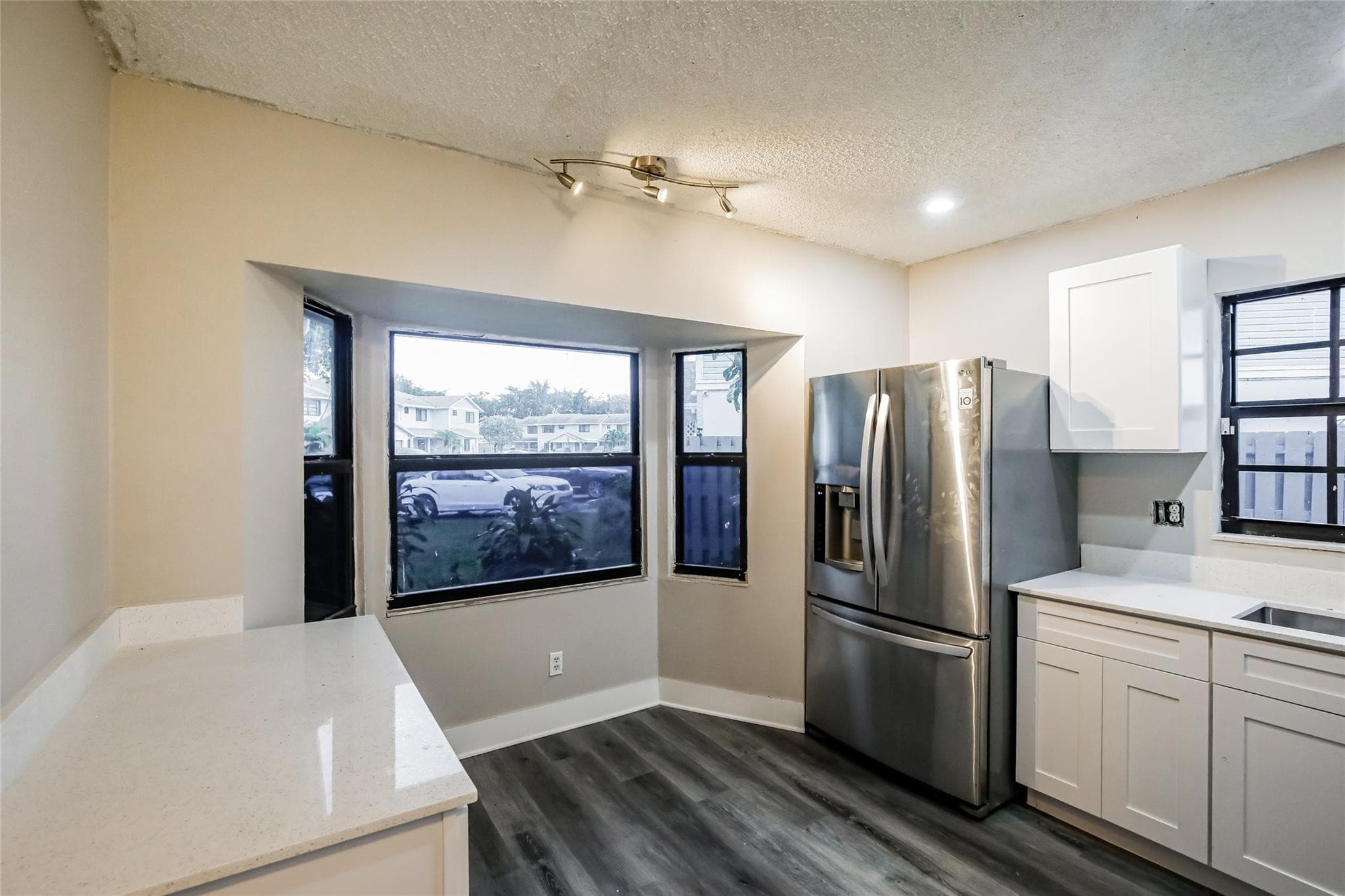 164 NW 106th Terrace 164, Pembroke Pines, FL 33026 — photo 9 of 16