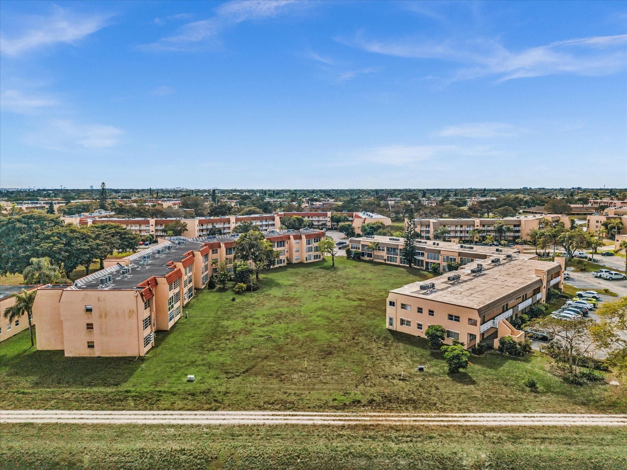 9041 Sunrise Lakes Boulevard 113, Sunrise, FL 33322 — photo 44 of 50