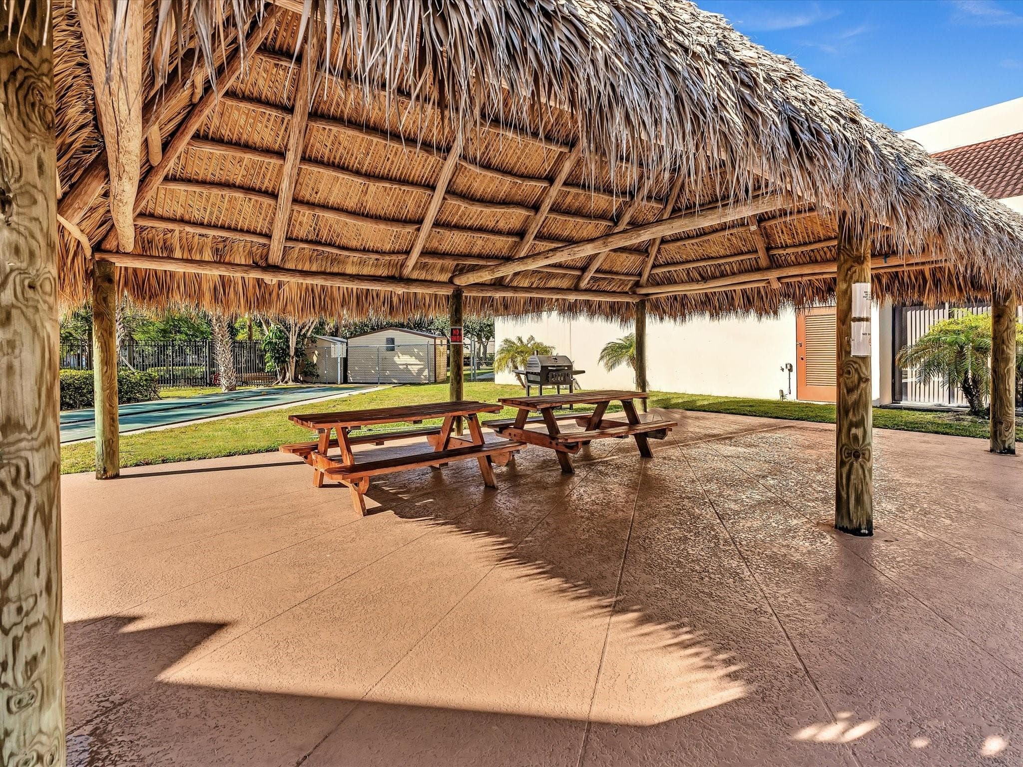 9041 Sunrise Lakes Boulevard 113, Sunrise, FL 33322 — photo 32 of 50