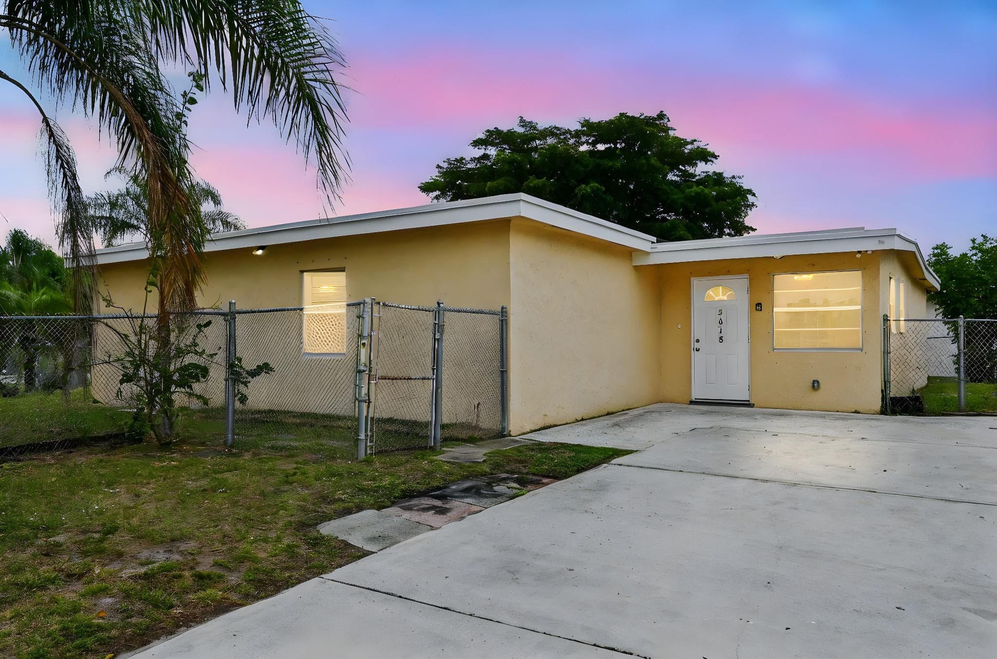 5618 Cinnamon Drive, West Palm Beach, FL 33415 — photo 1 of 30