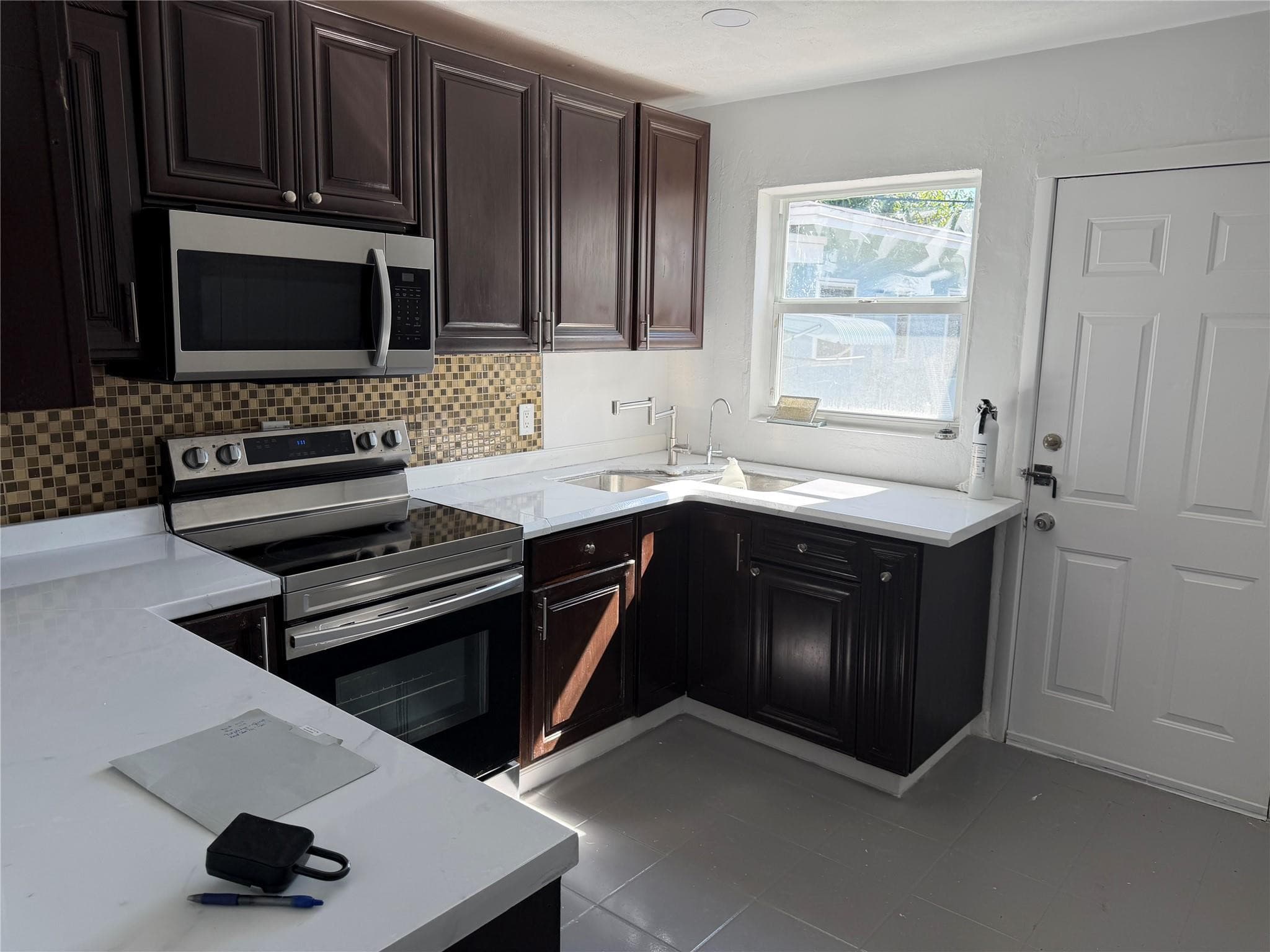 1006 NW 112th Terrace, Miami, FL 33168 — photo 9 of 16