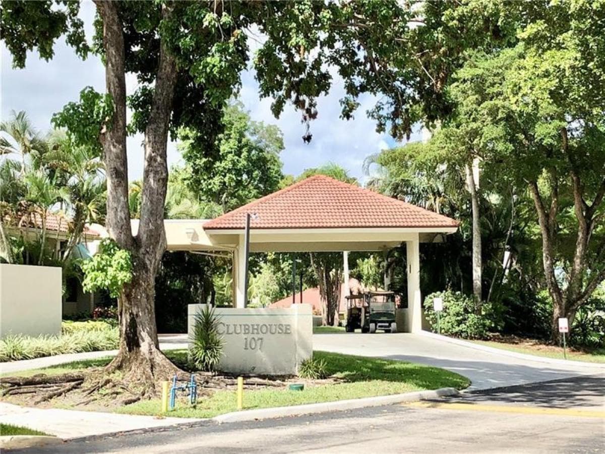 112 Lake Emerald Drive 104, Oakland Park, FL 33309 — photo 17 of 32