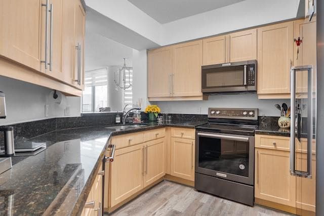 111 SE 8th Avenue 705, Fort Lauderdale, FL 33301 — photo 7 of 29