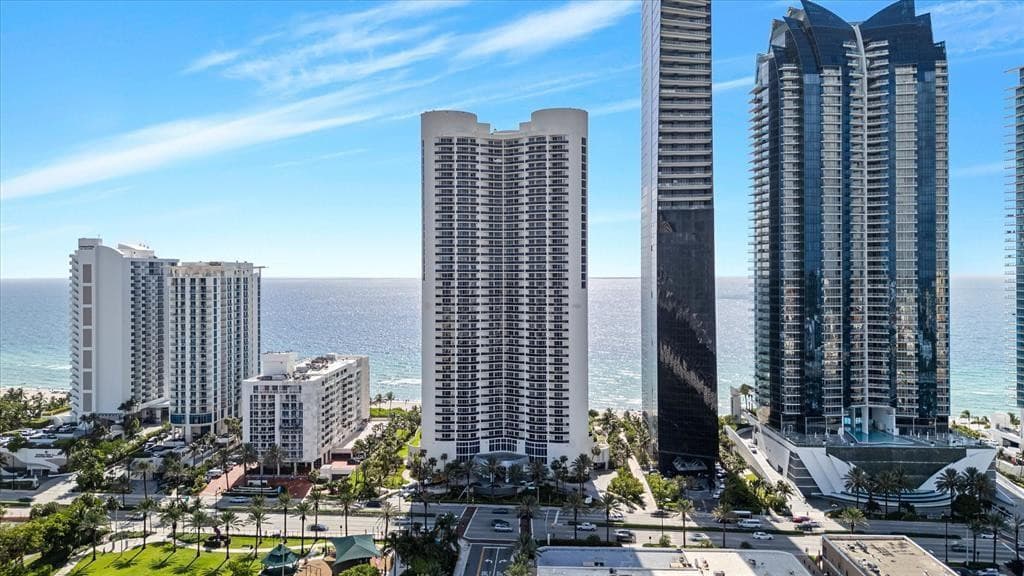 17201 Collins Avenue 805, Sunny Isles Beach, FL 33160 — photo 27 of 37