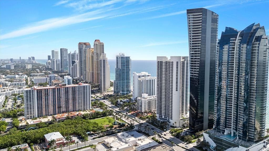 17201 Collins Avenue 805, Sunny Isles Beach, FL 33160 — photo 30 of 37