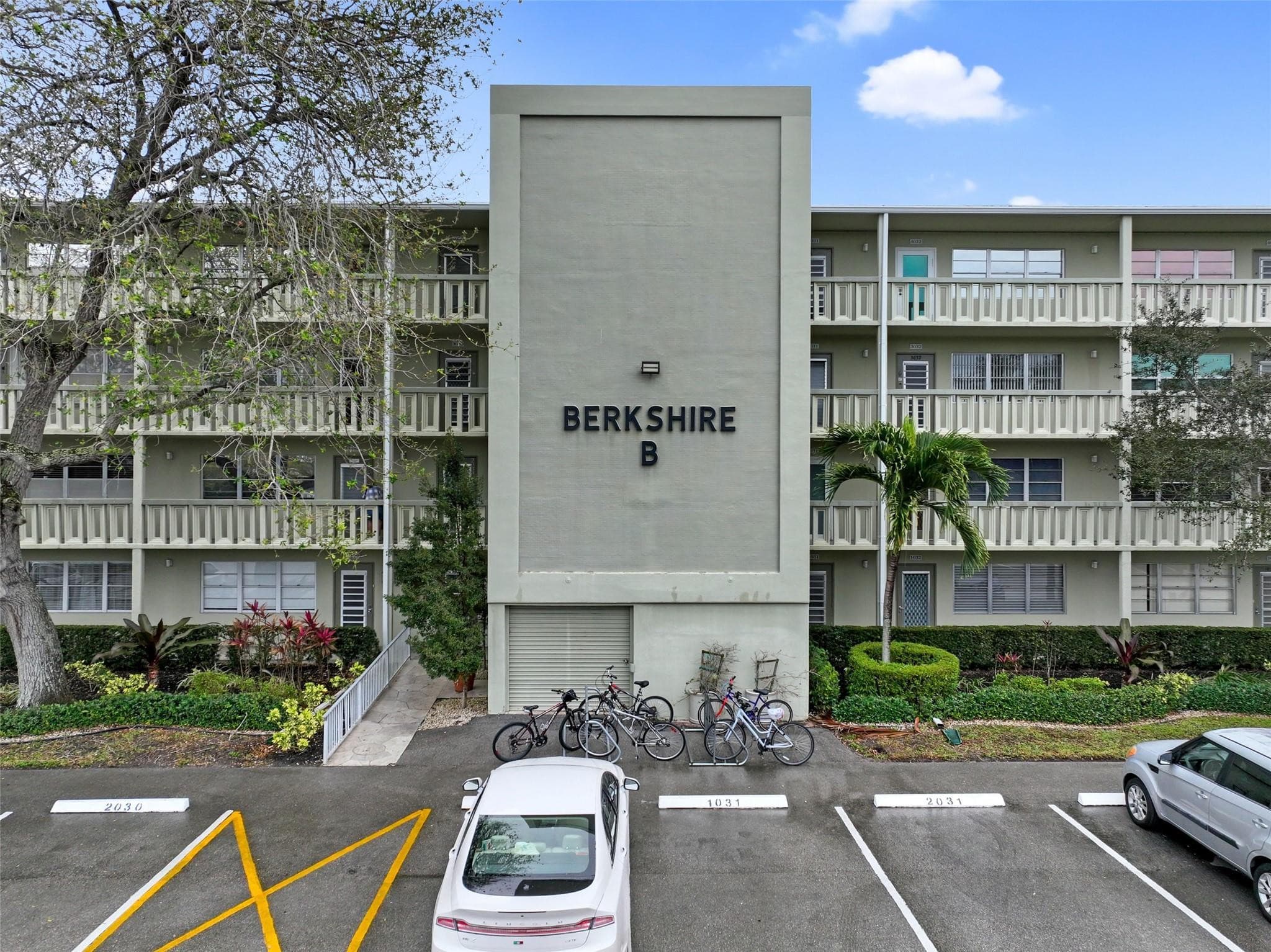 3034 Berkshire B 3034, Deerfield Beach, FL 33442 — photo 50 of 56