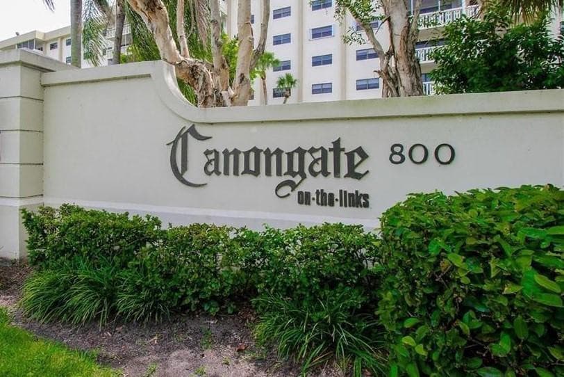 800 NE 195th Street 605, Miami, FL 33179 — photo 3 of 44