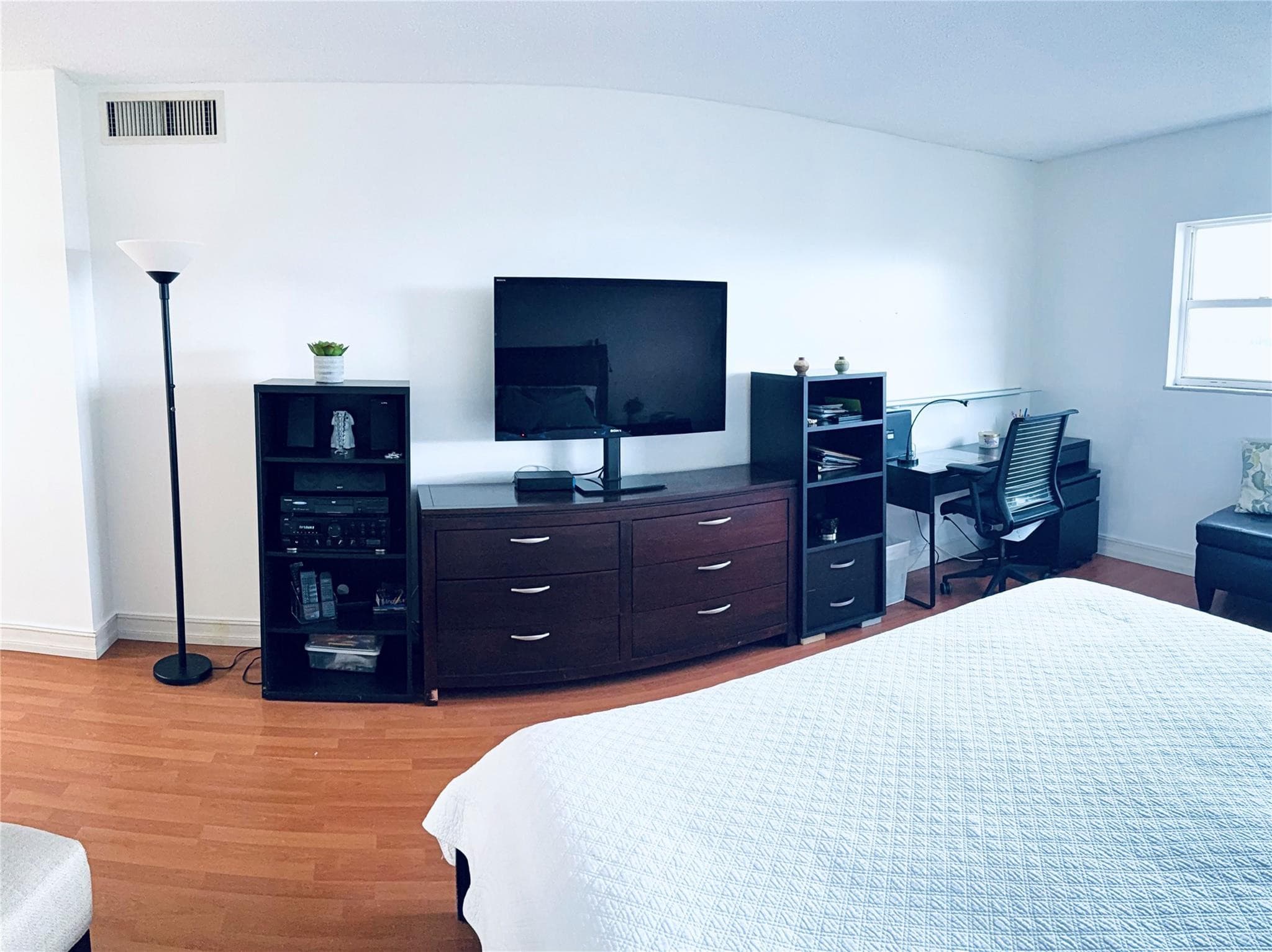 800 NE 195th Street 605, Miami, FL 33179 — photo 29 of 44