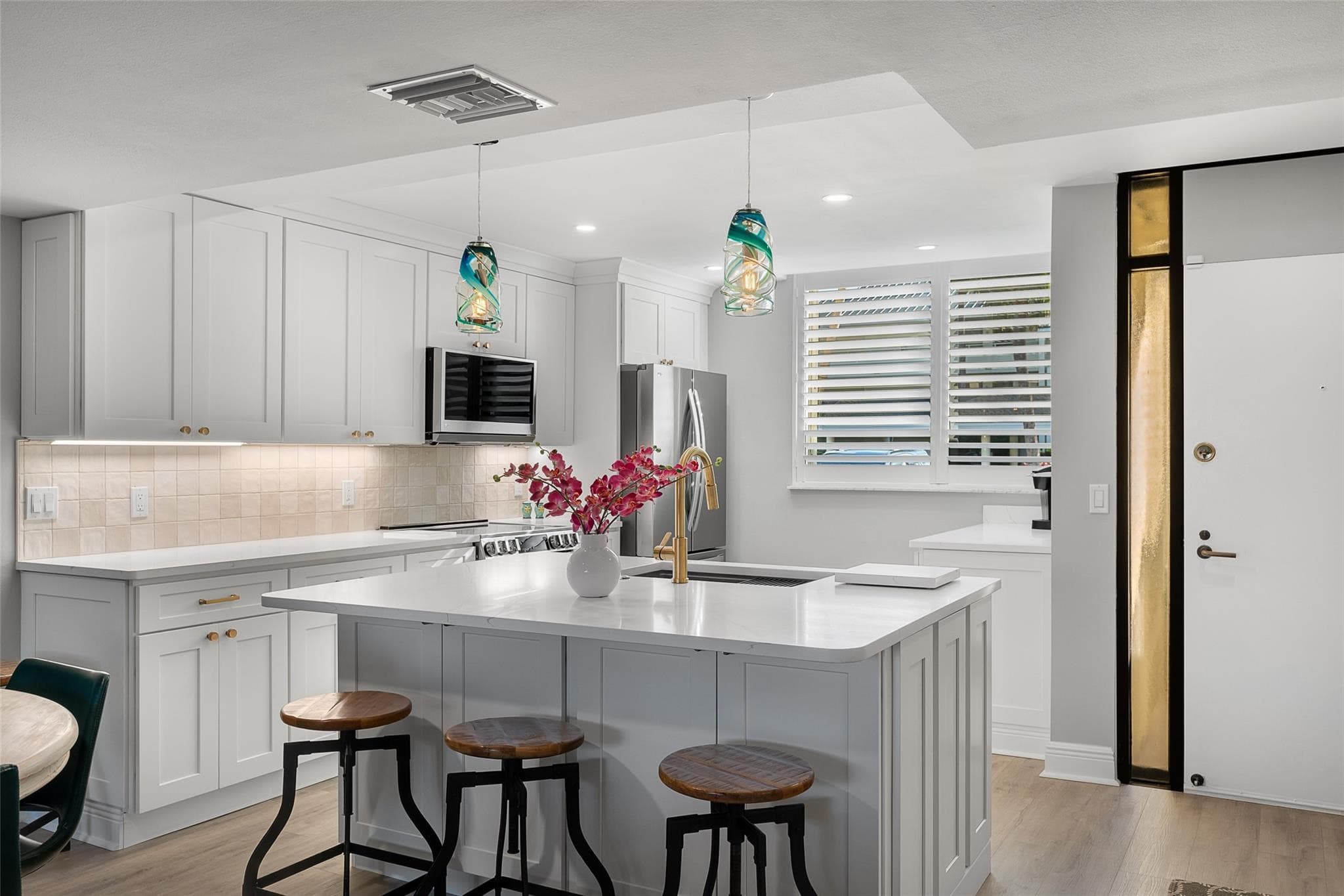 1825 Tarpon Lane 106, Vero Beach, FL 32960 — photo 1 of 39
