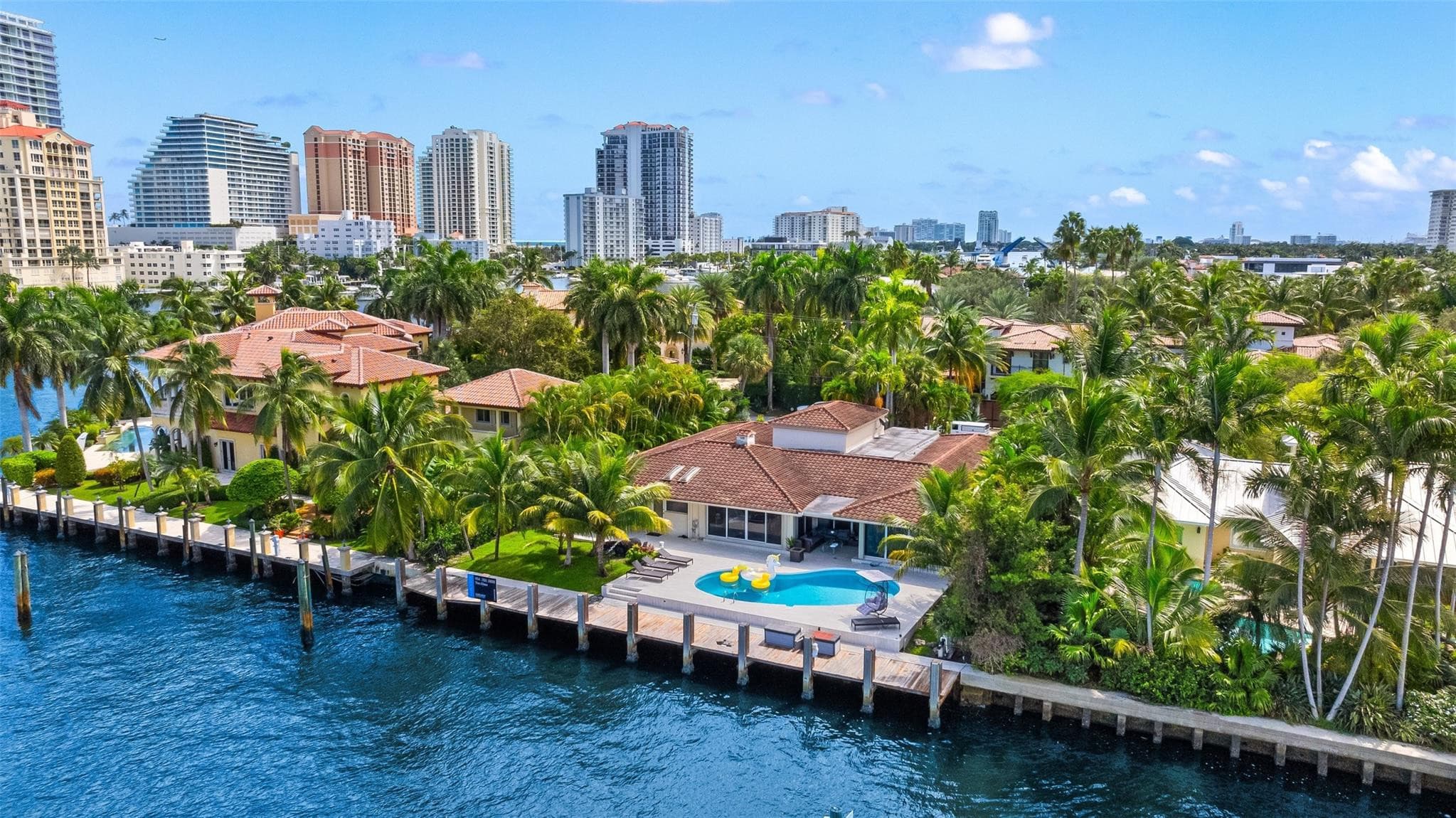 2701 Aqua Vista Boulevard, Fort Lauderdale, FL 33301 — photo 4 of 21