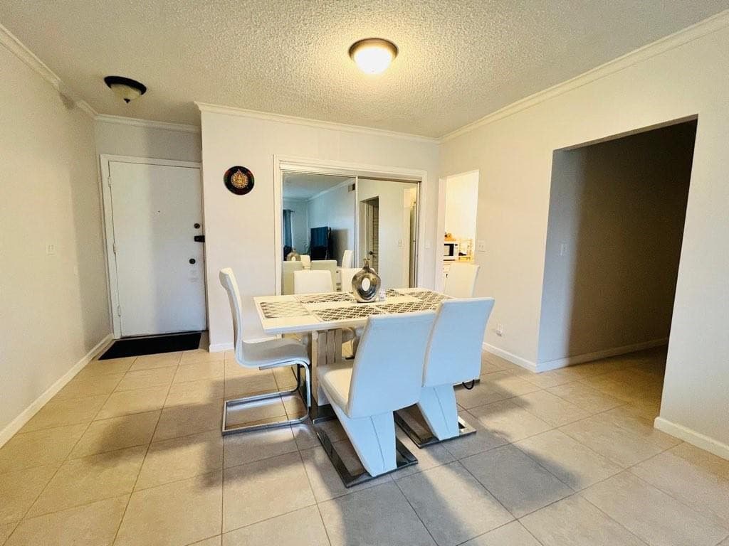 5820 NE 22nd Way 628, Fort Lauderdale, FL 33308 — photo 3 of 15