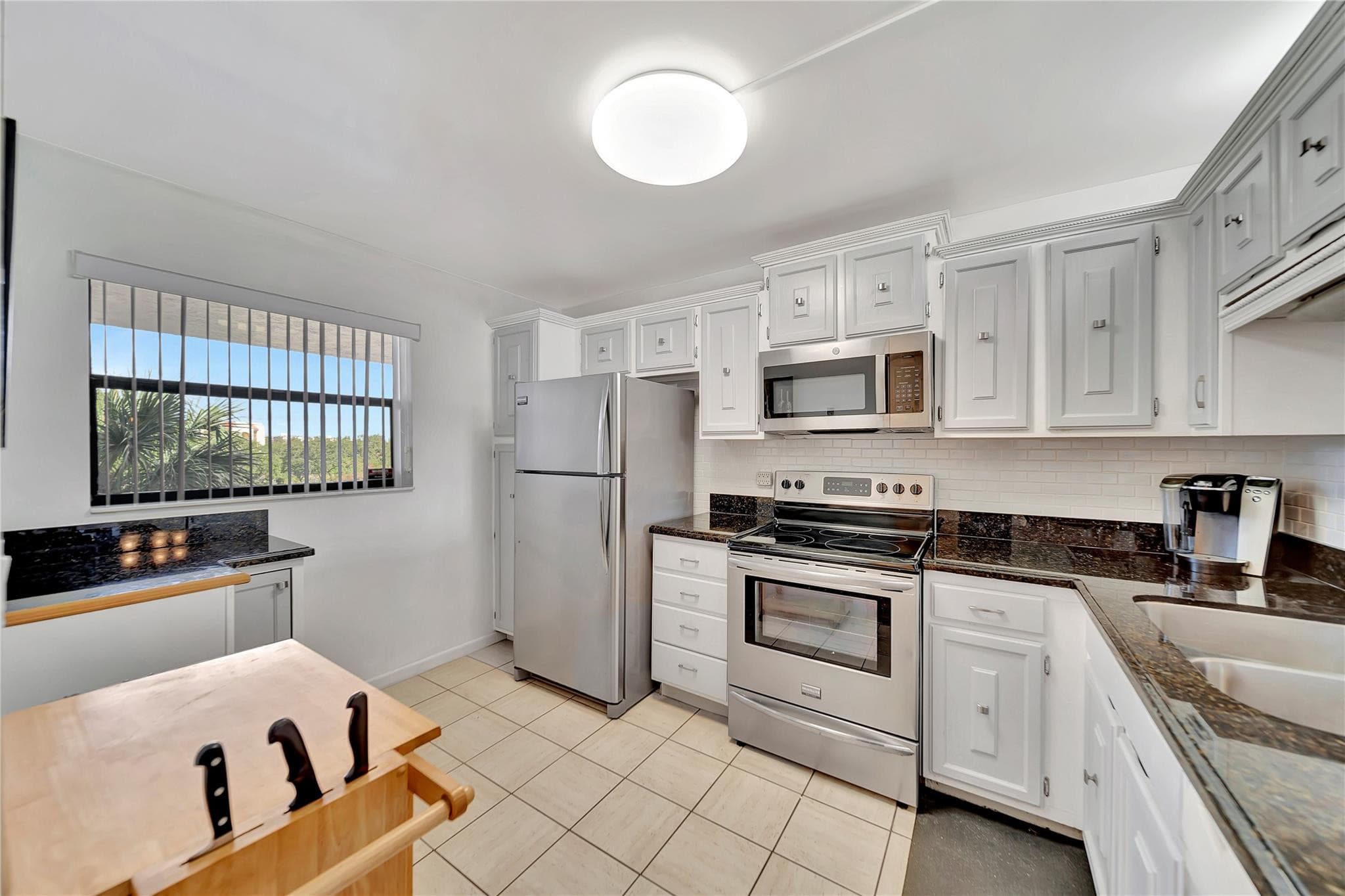 3591 N Environ Boulevard A405, Lauderhill, FL 33319 — photo 6 of 47